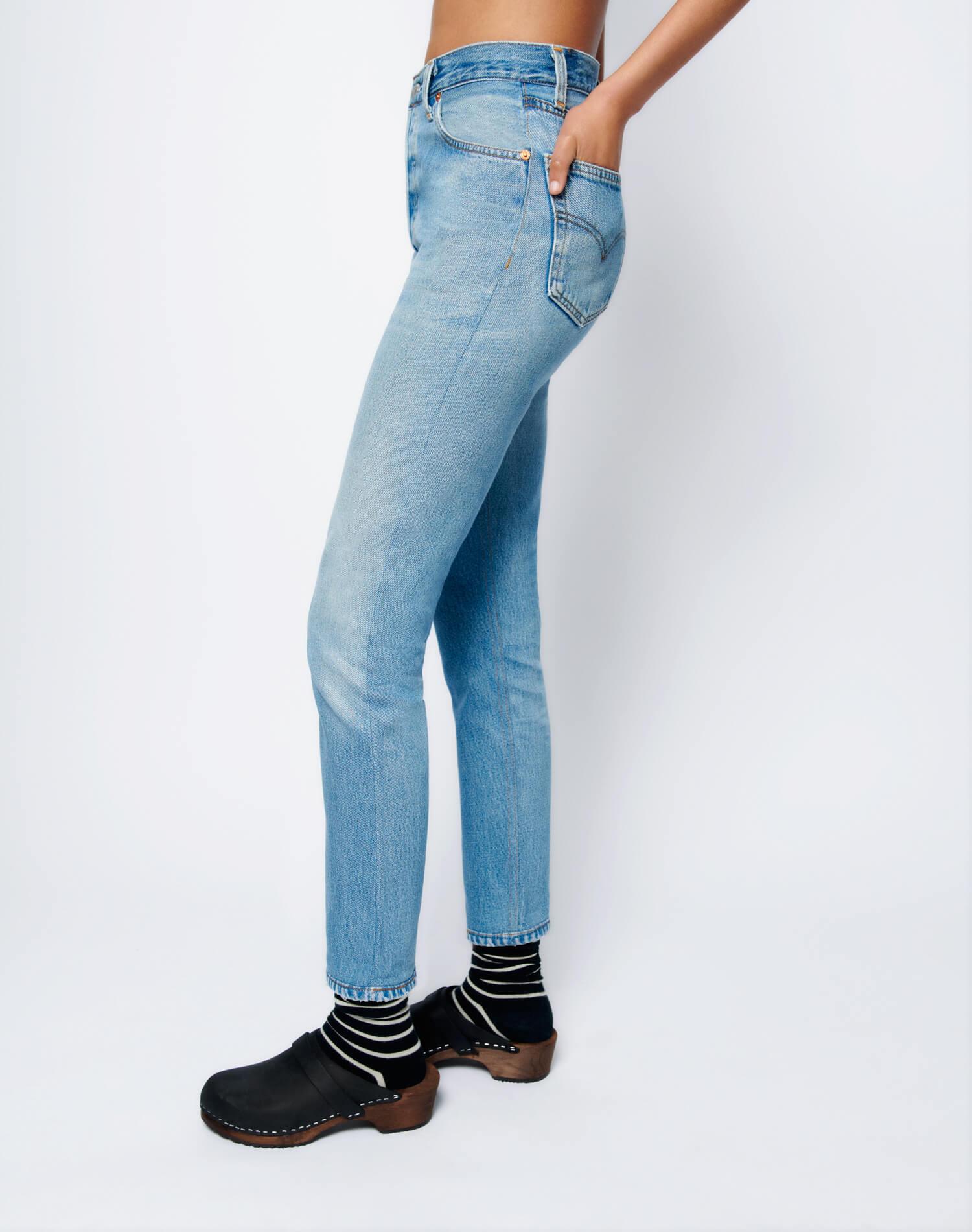 Levi's High Rise Ankle Crop - Indigo Female Product Image