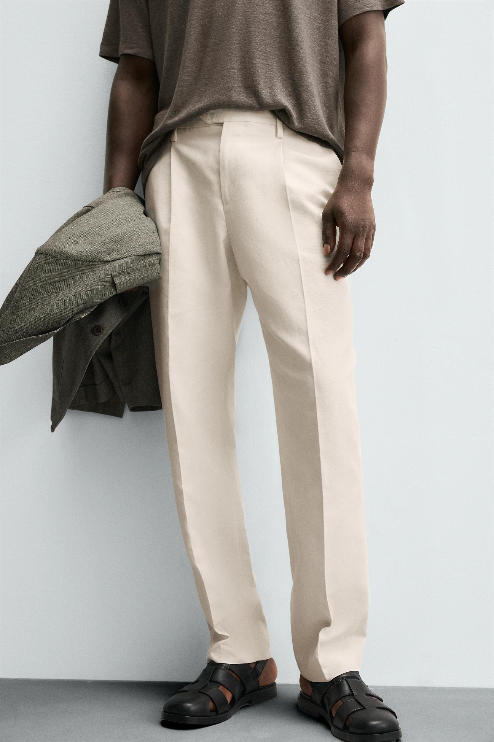 REGULAR FIT PLEATED PANTS Product Image