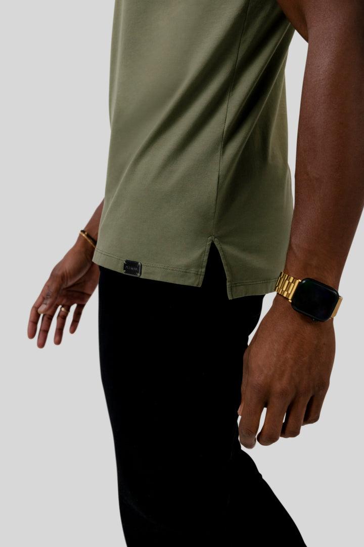 Mens V-neck Split Hem Tee Product Image