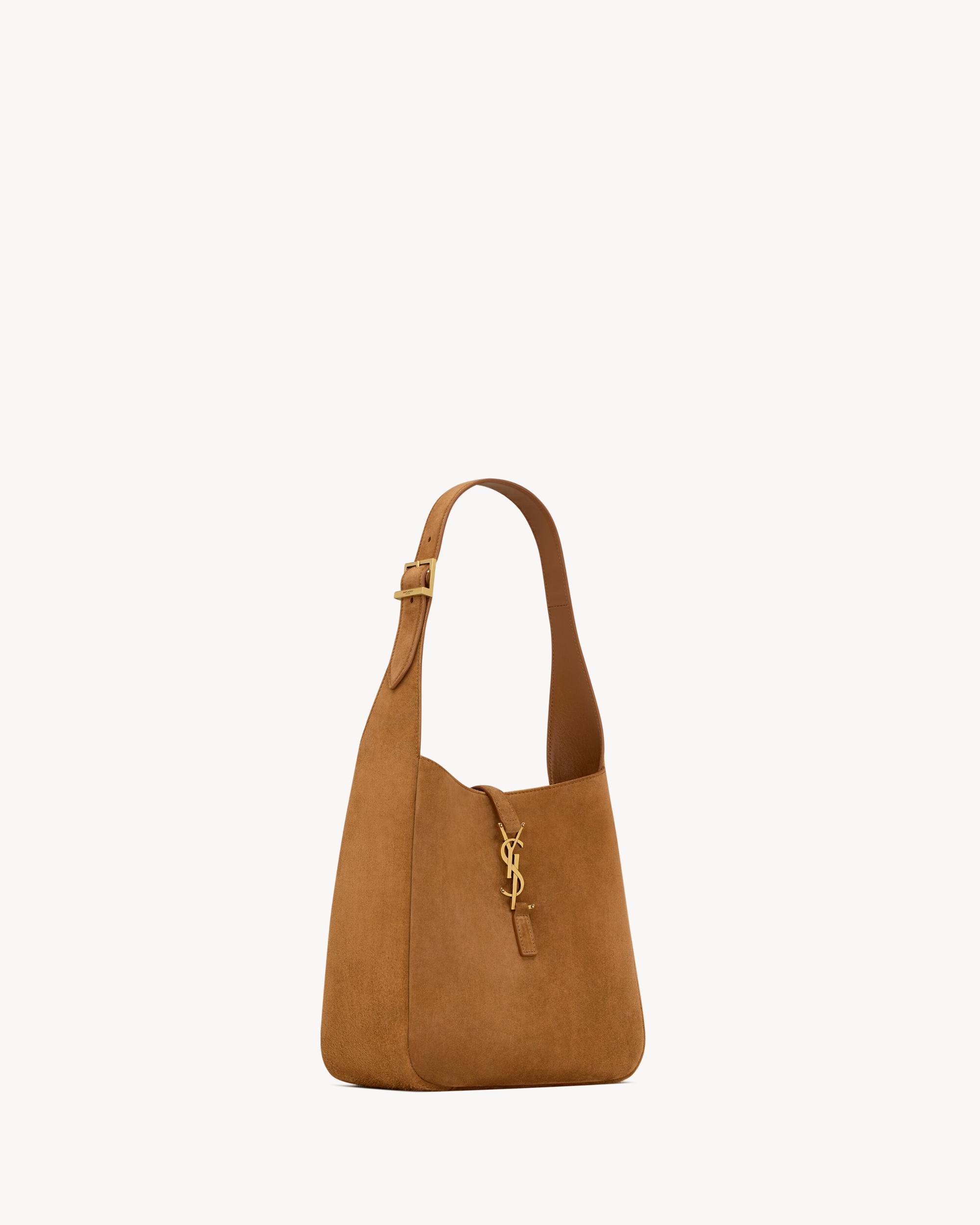 LE 5 À 7 supple small in suede Product Image