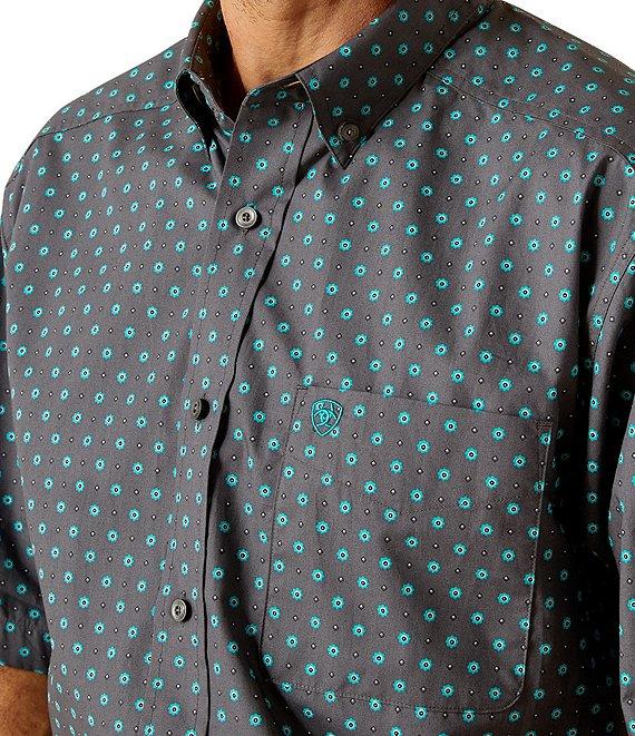 Ariat Johnnie Classic Fit Short Sleeve Printed Poplin Shirt Product Image