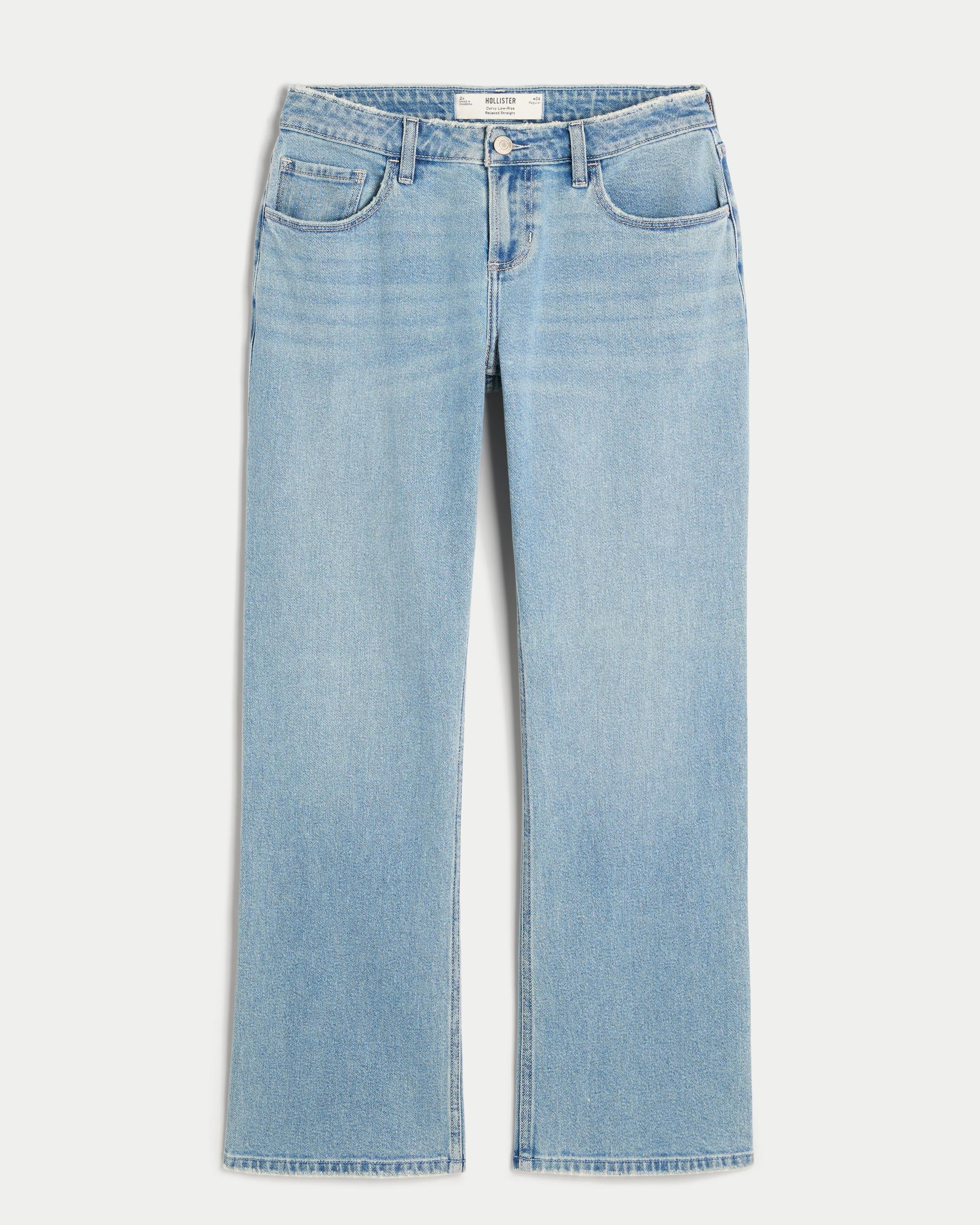 Curvy Low-Rise Light Wash Relaxed Straight Jeans Product Image