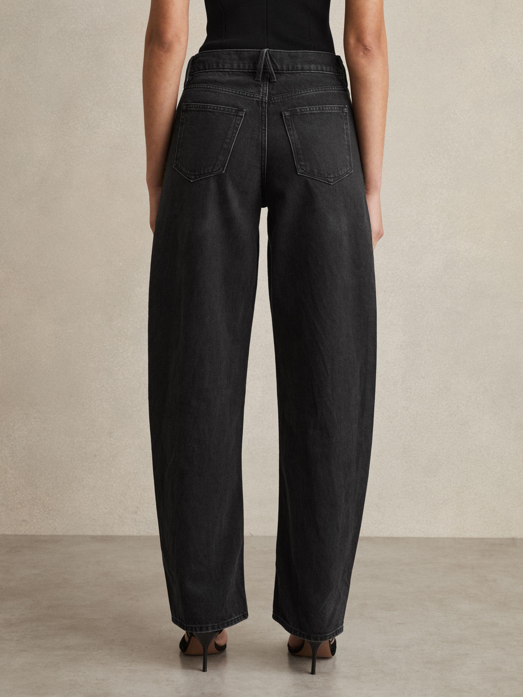 Good American Relaxed Barrel Jeans in Black Product Image