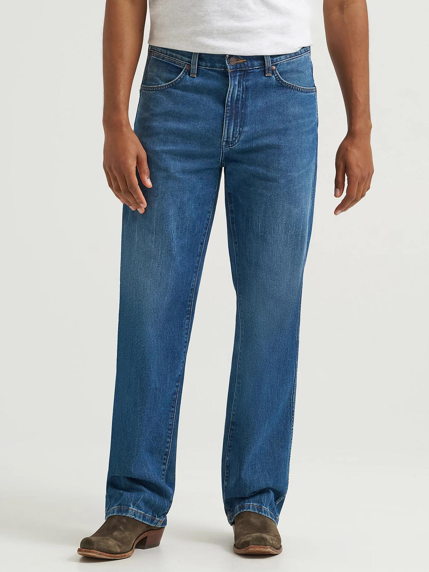 Men's Loose Straight Jean | Men's JEANS | Wrangler® Product Image