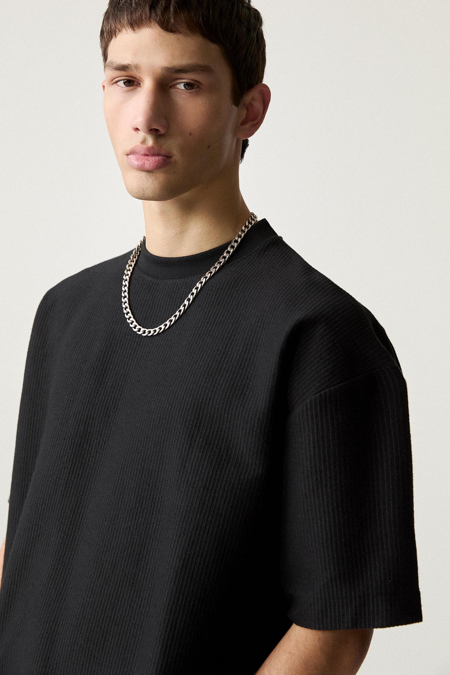 Textured short sleeve sweatshirt Product Image