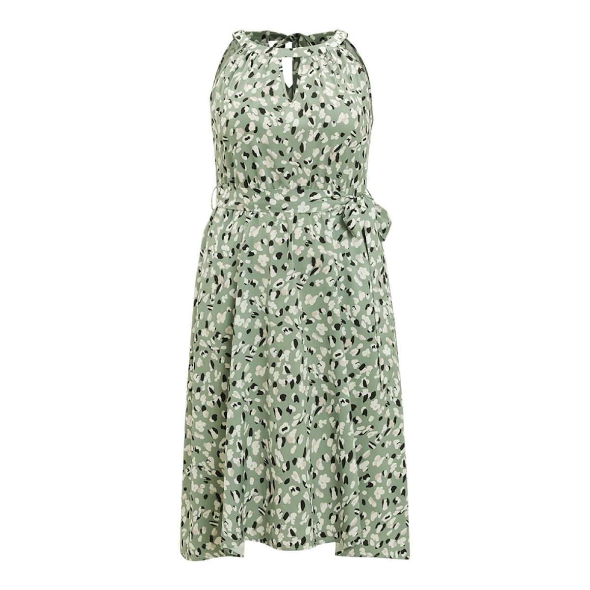 Plus Size Allover Print Halter Keyhole Pocket Belted Ties Dress Green Women Elegant Belted Halter neck Sleeveless Curvy Midi Dress BloomChic 12/L Product Image