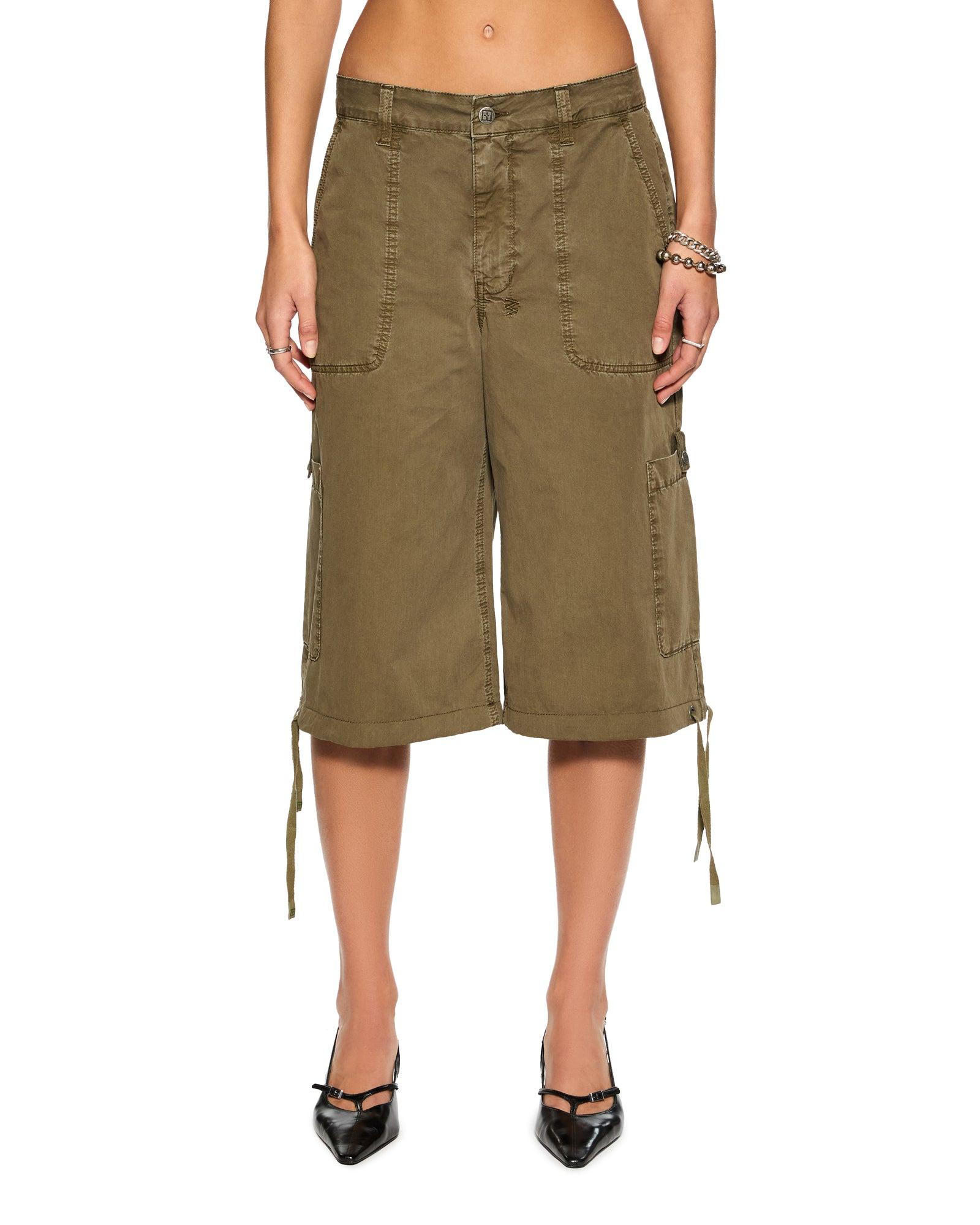 BAGGY CARGO KHAKI Female Product Image