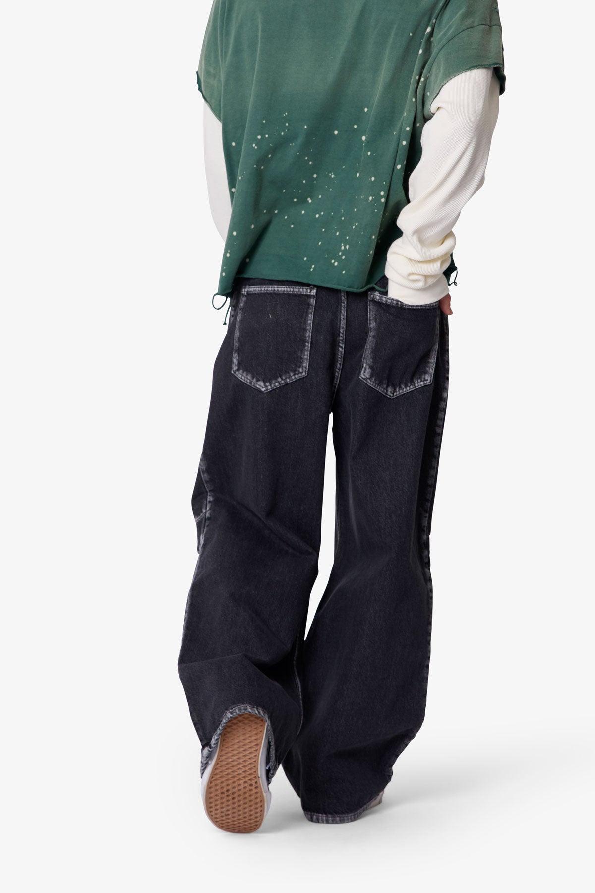 Raw Pleated Denim - Rinsed Black Product Image