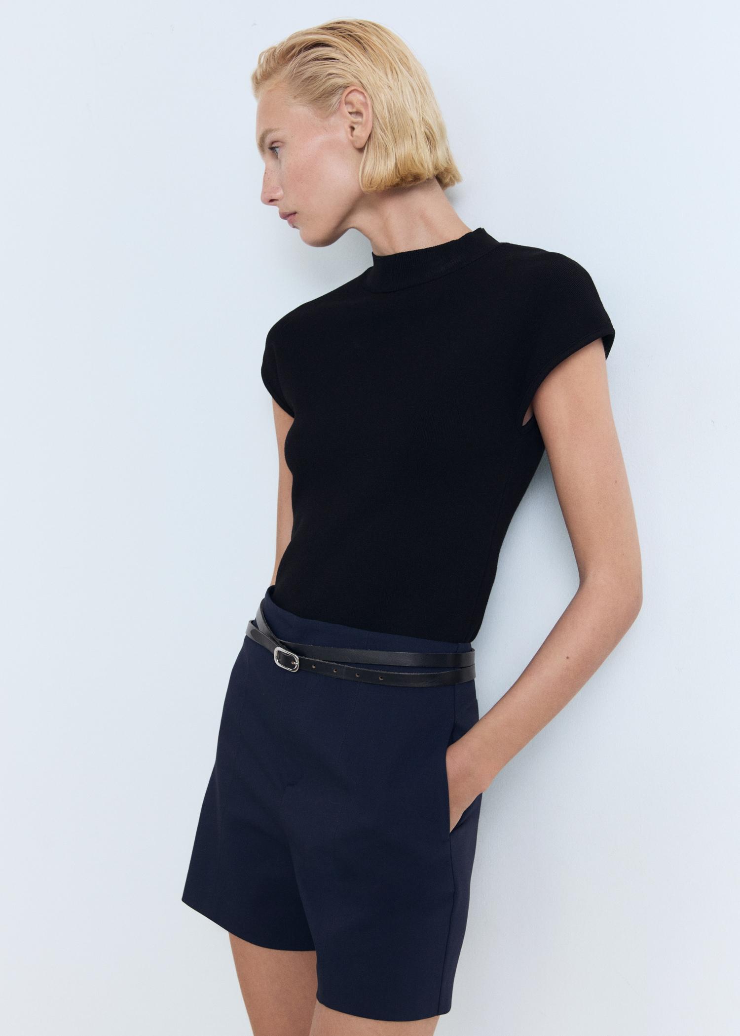 High-waist straight shorts - Women | MANGO USA Product Image