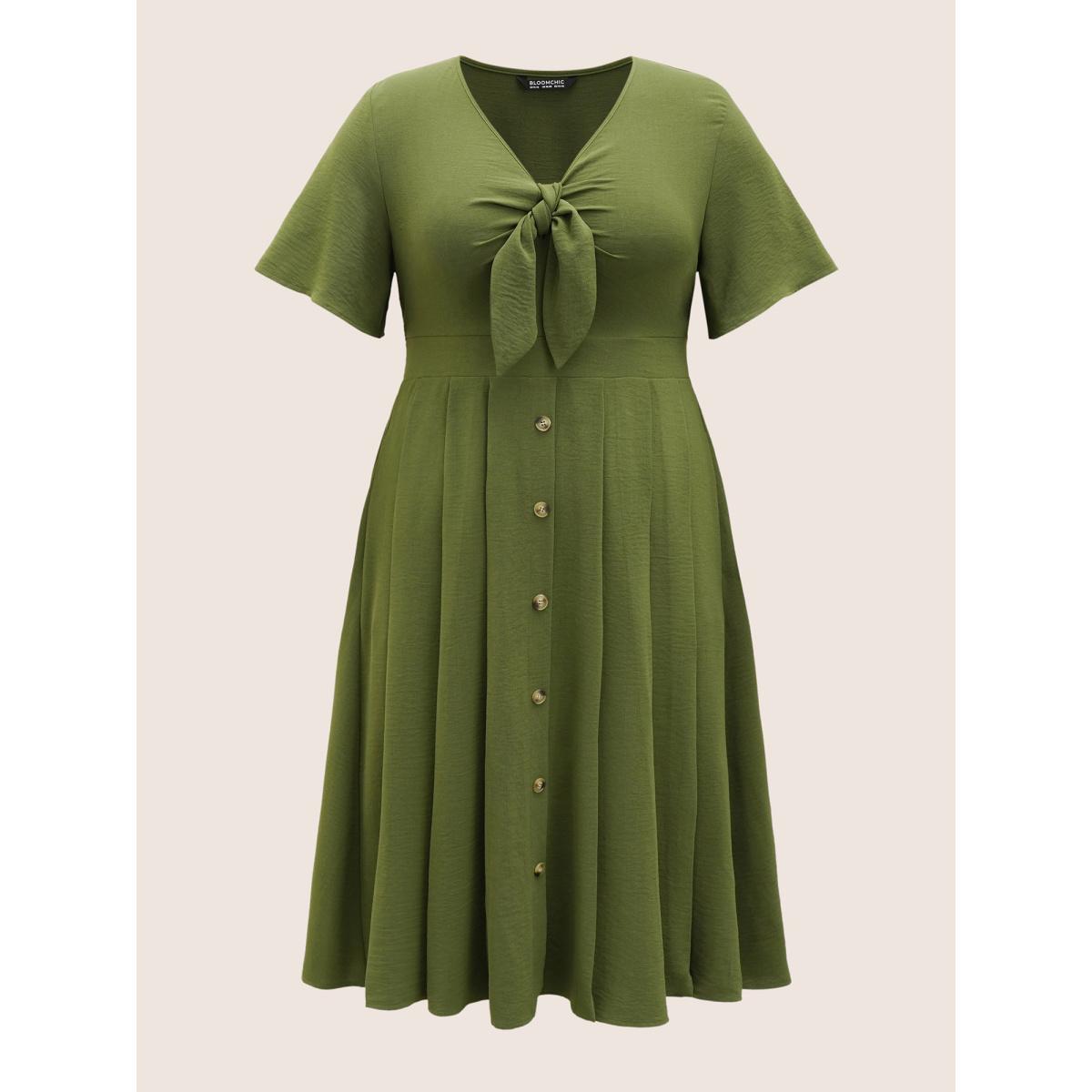 Plus Size Plain Tie Knot Button Detail Shirred Dress ArmyGreen Women At the Office Tie knot V-neck Short sleeve Curvy Midi Dress BloomChic 18-20/2X Product Image
