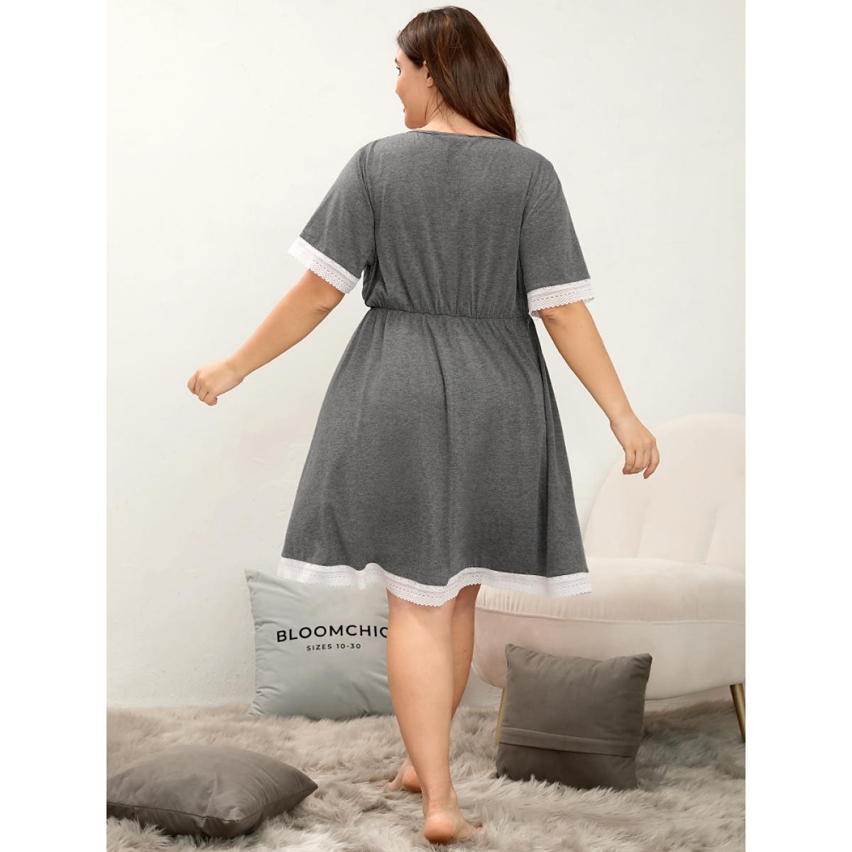 Plus Size Contrast Trim Lace Pocket Surplice Neck Night Dress Women Gray Elegant Plain Lace V-neck Pocket Loungewear BloomChic 28/5X Product Image