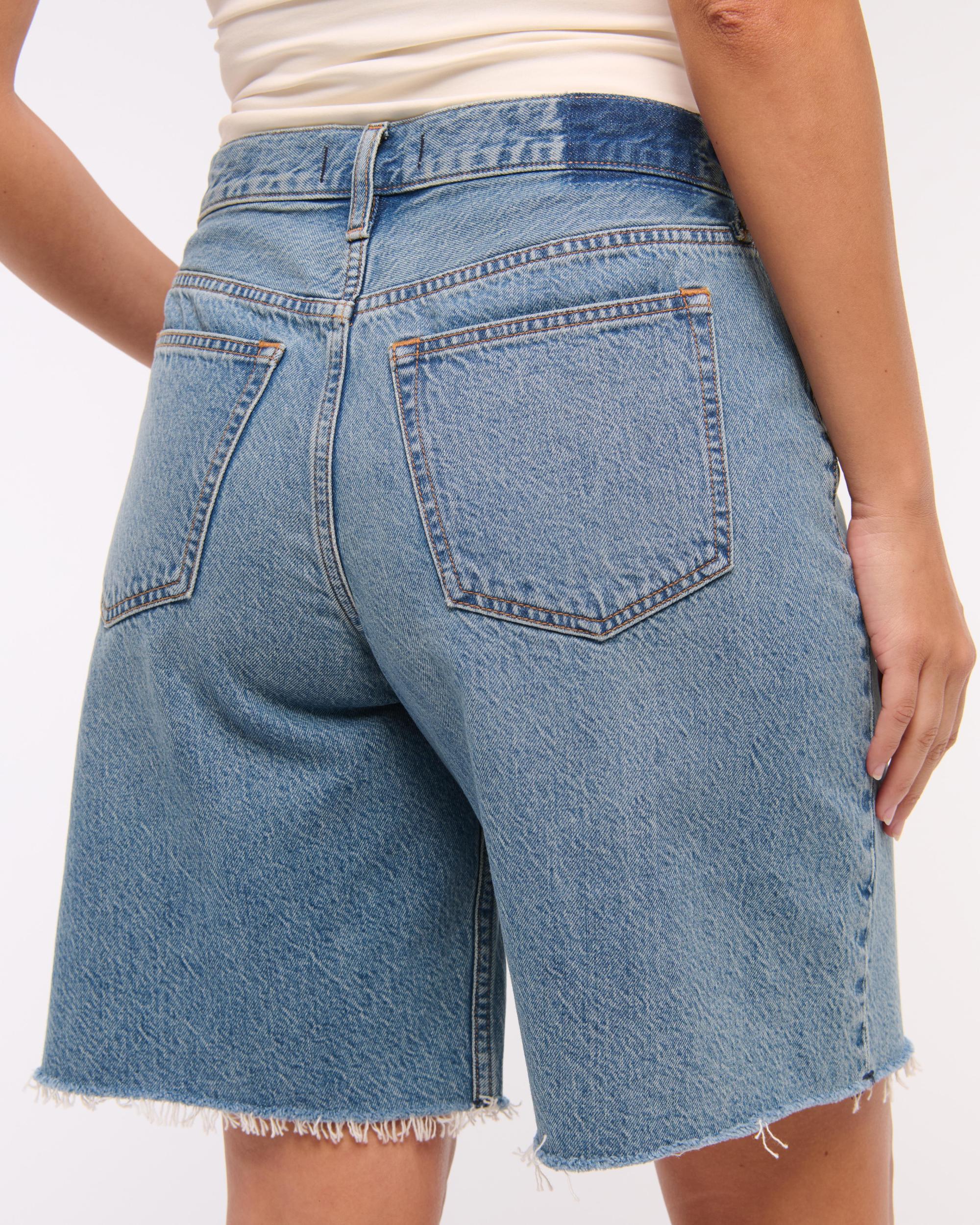 Curve Love Mid Rise Jort Product Image