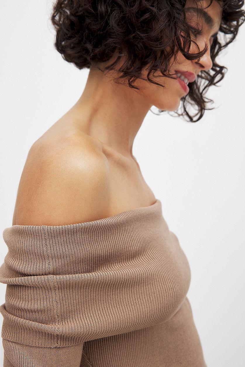 Folded Offshoulder Knitted Top Product Image
