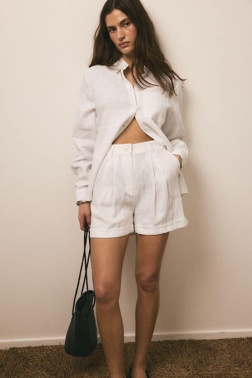 Linen Folded Shorts Product Image
