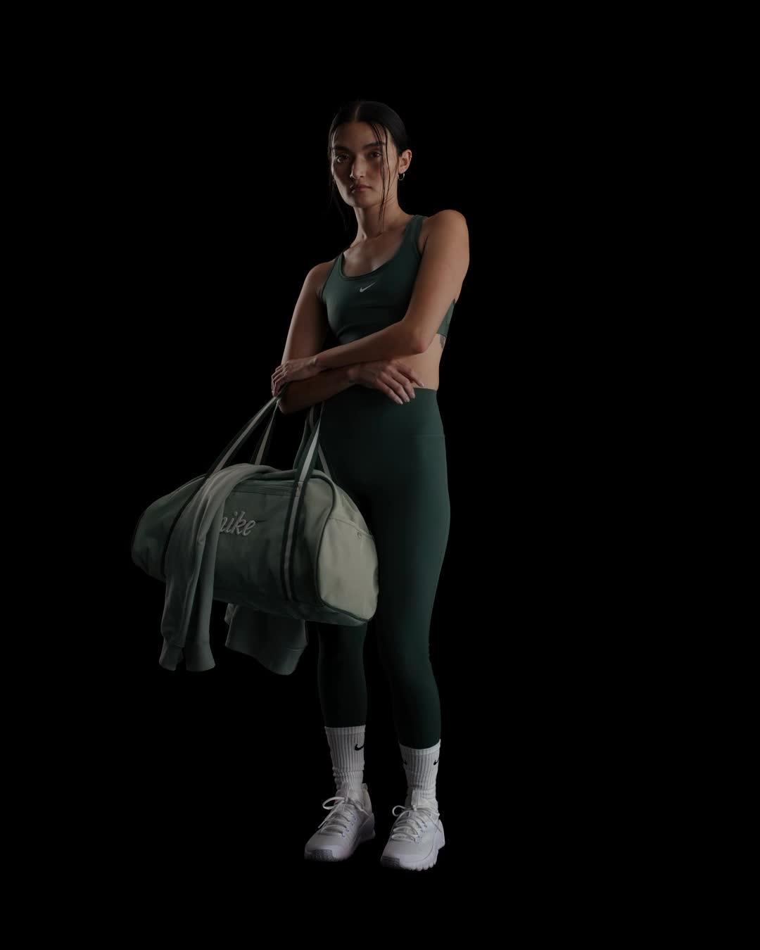 Nike Swoosh Light Support Women's Non-Padded Sports Bra Product Image