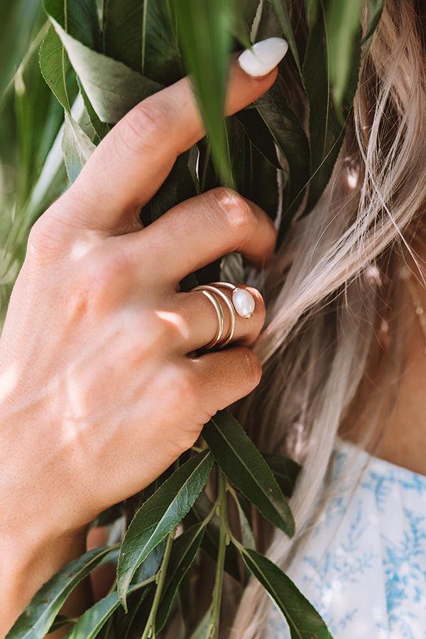 Kendra Scott Jayla Cocktail Ring in Pearl Product Image