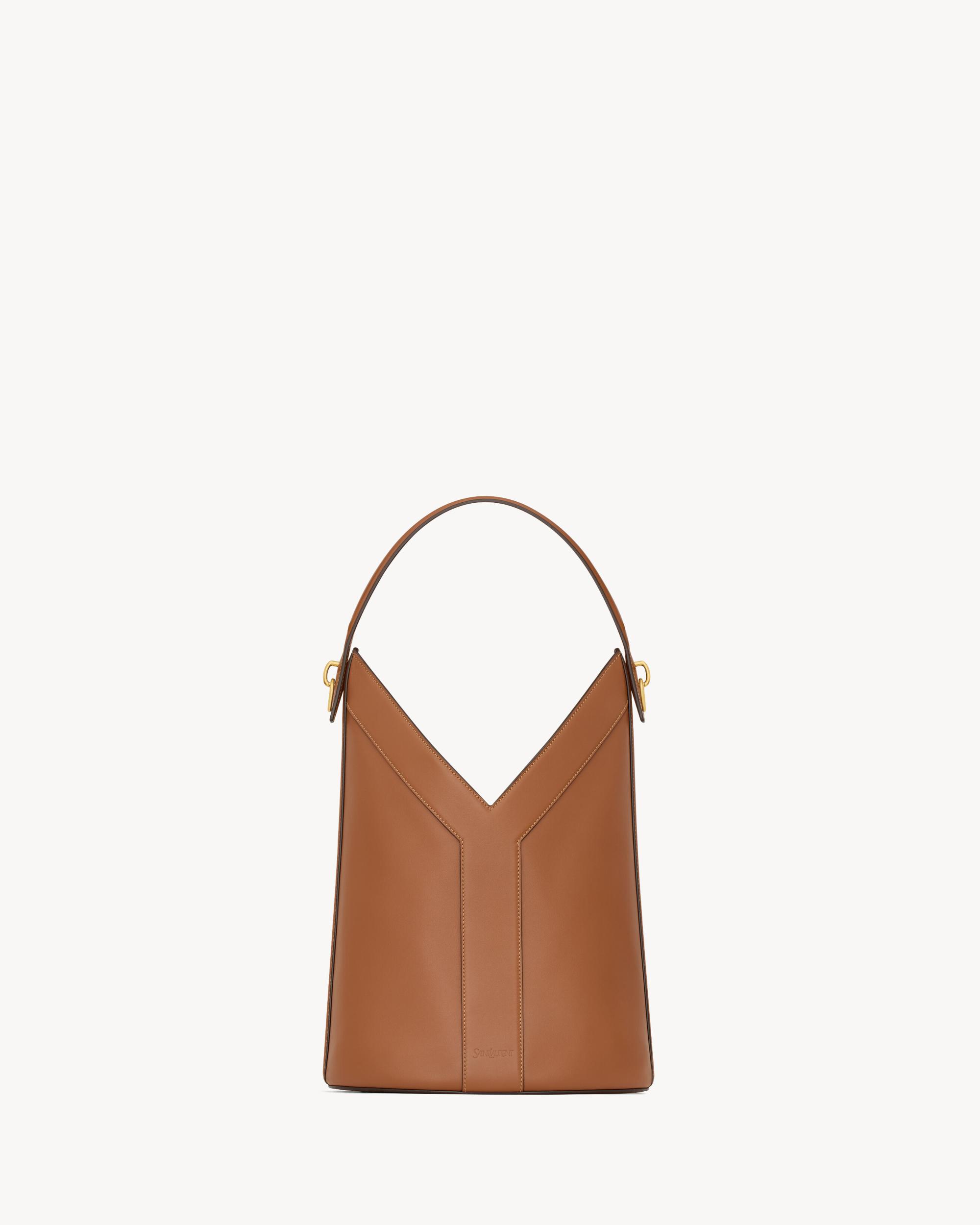 Y top-handle bucket in leather Product Image