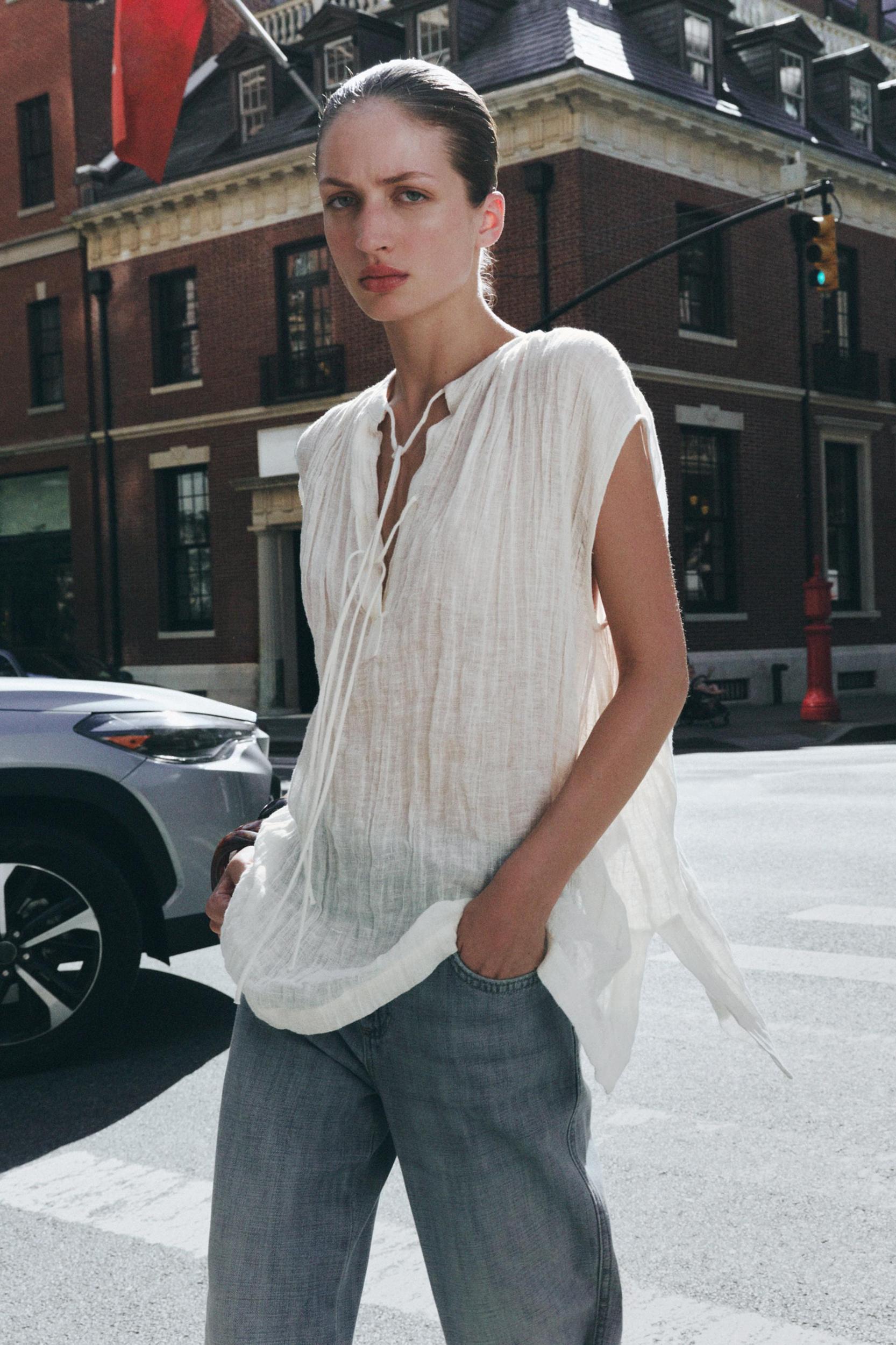 ZW COLLECTION LINEN BLOUSE WITH TIES Product Image