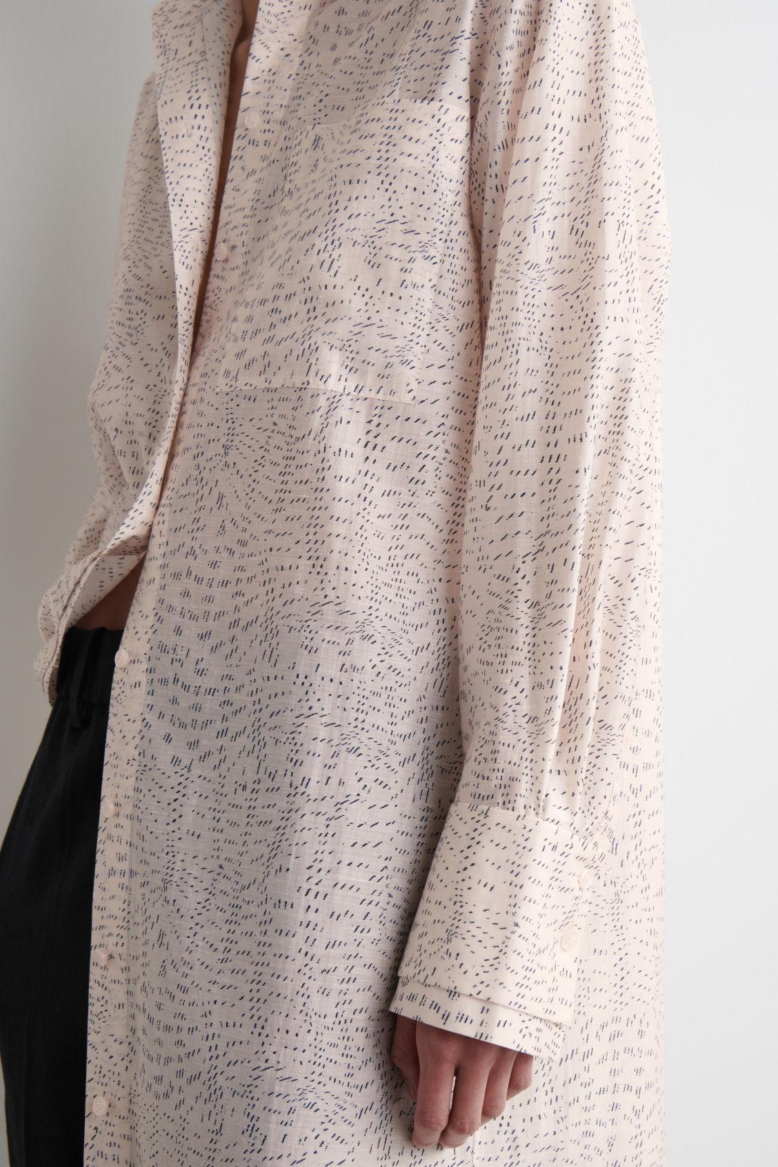 PRINTED FLUID SHIRT DRESS Product Image