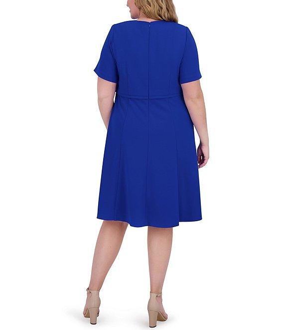 Jessica Howard Plus Size Crew Neck Short Sleeve Bow Front Scuba Crepe Midi Dress Product Image