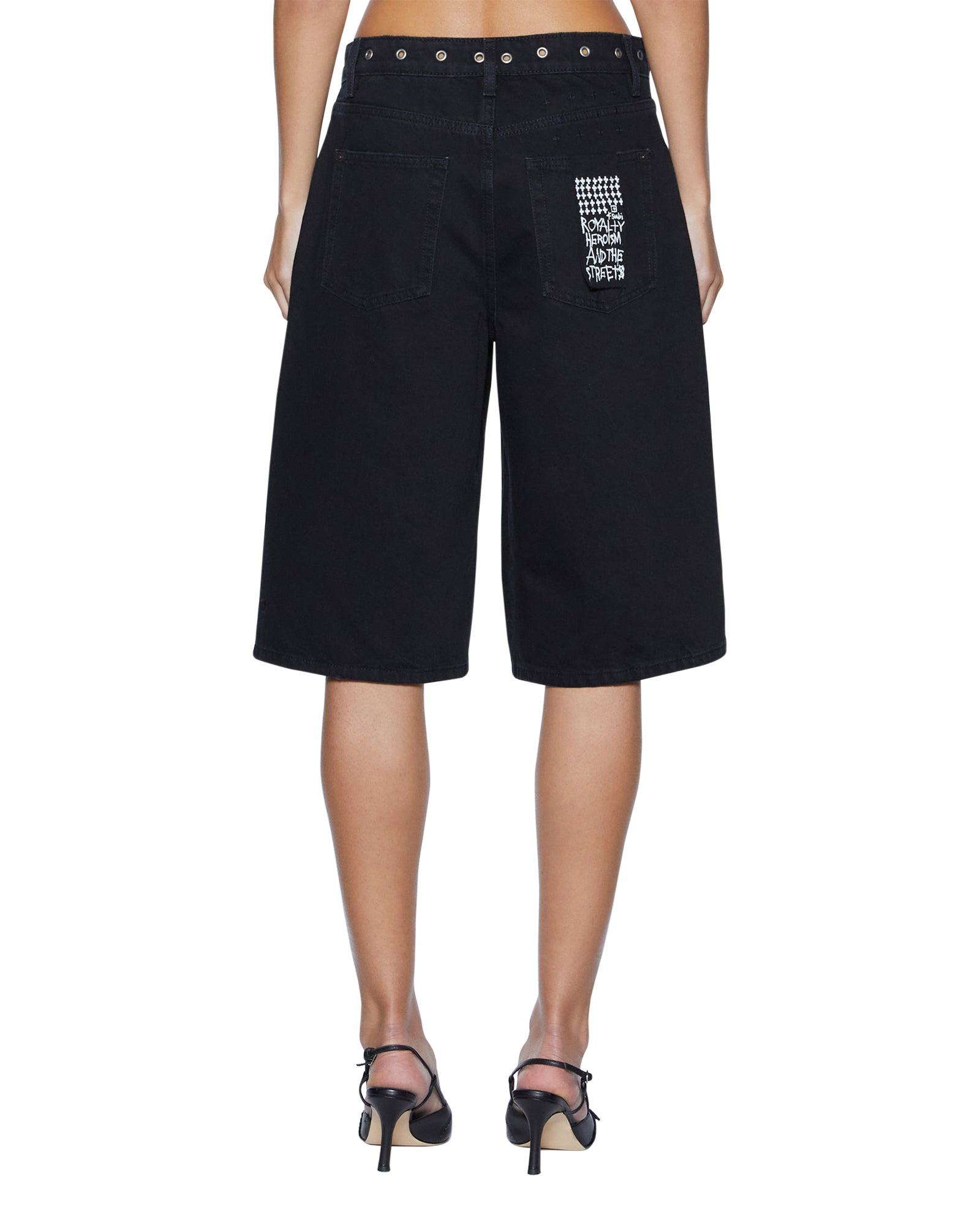 LOW RIDER SHORT VICE Female Product Image