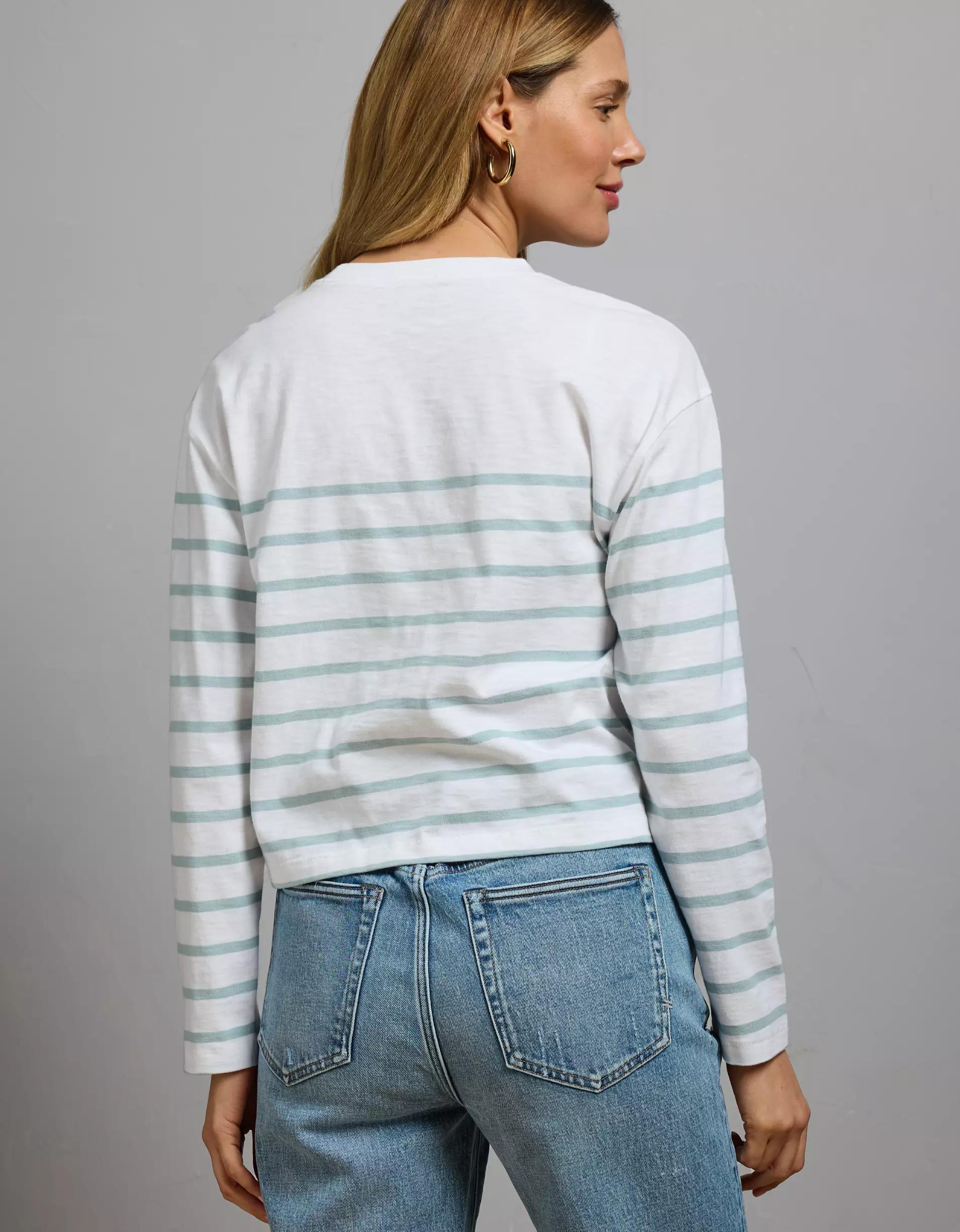 AE77 Premium Boxy Long-Sleeve T-Shirt Product Image