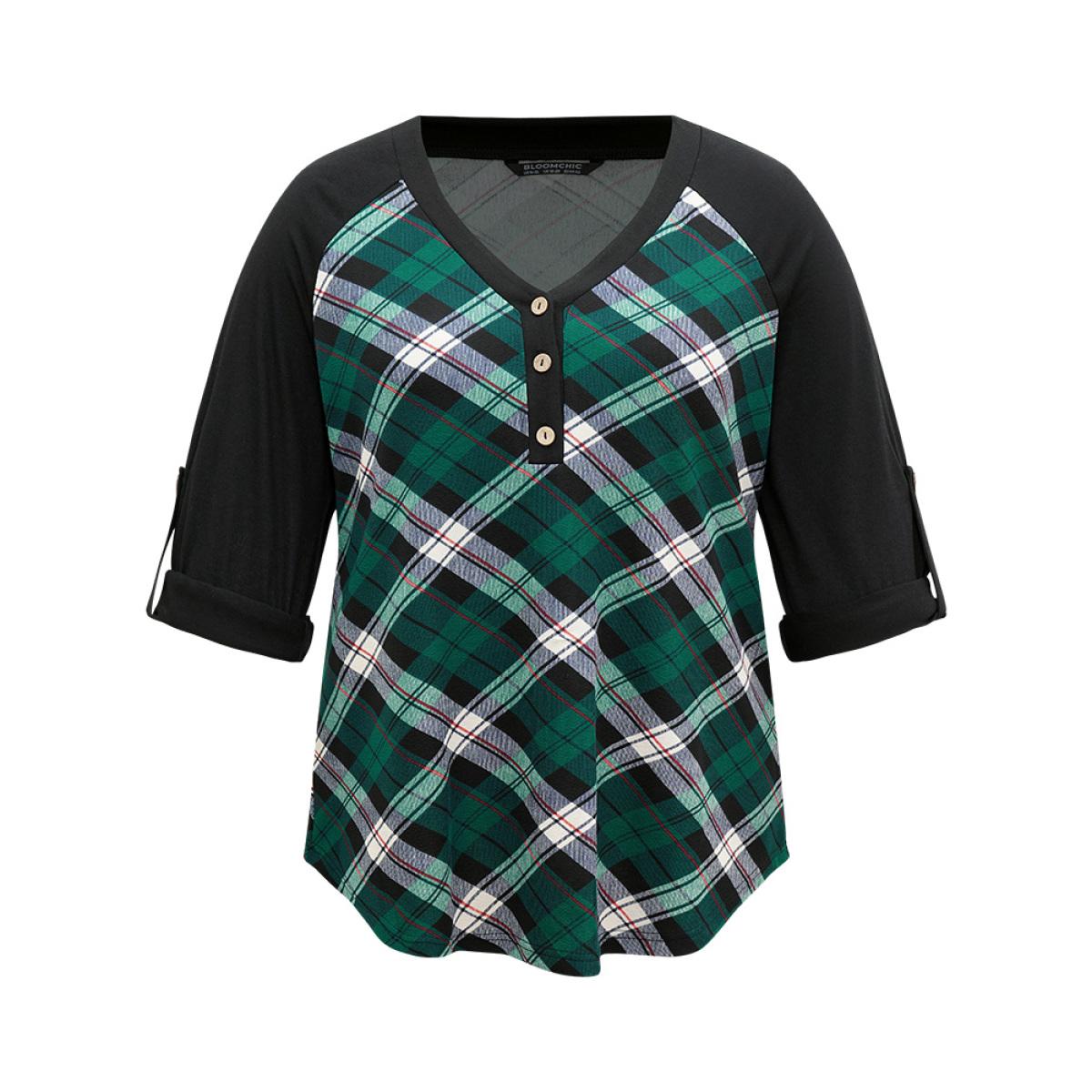 Plus Size Plaid Contrast Roll Raglan Sleeve T-shirt Green Women Casual Contrast Plaid V-neck Festival-Christmas T-shirts BloomChic 22-24/3X Product Image
