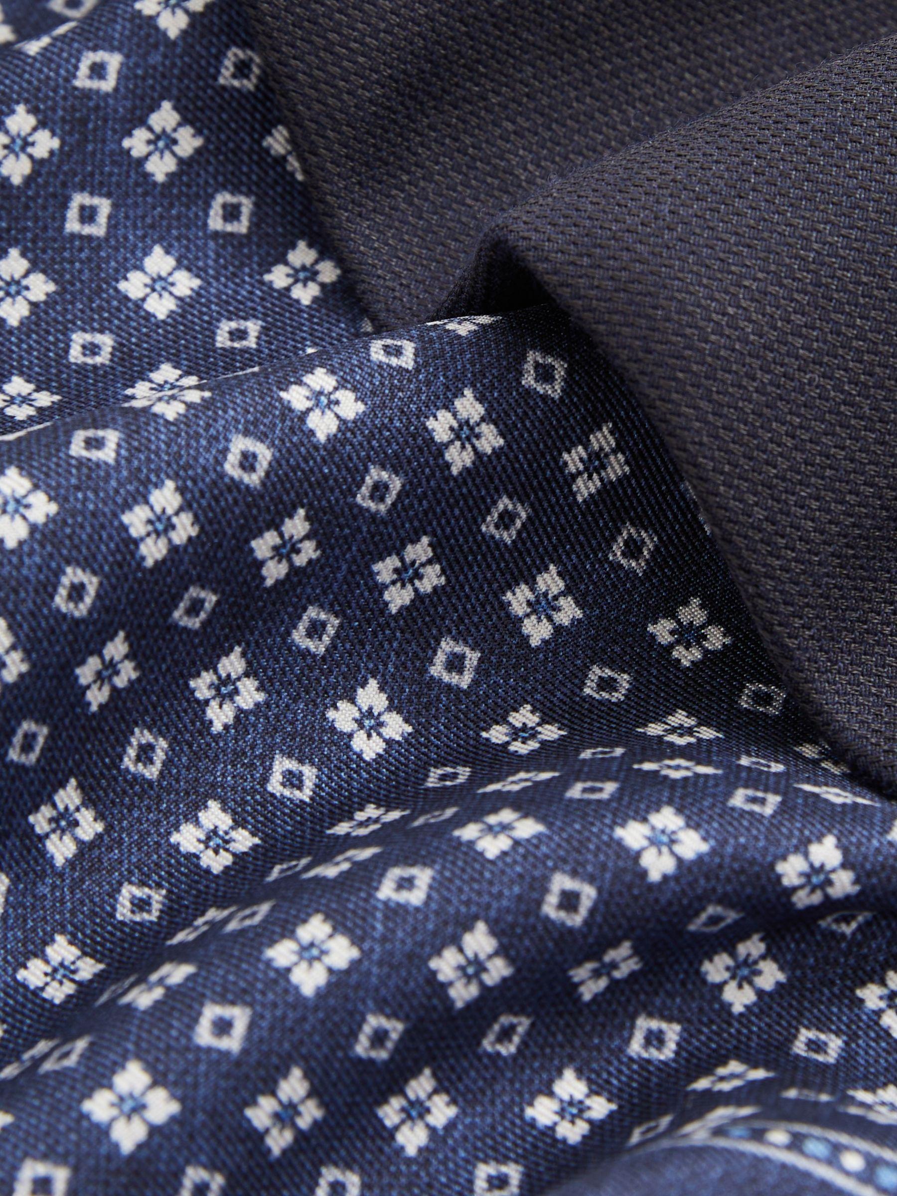 Tie And Pocket Square Gift Set in Navy Product Image