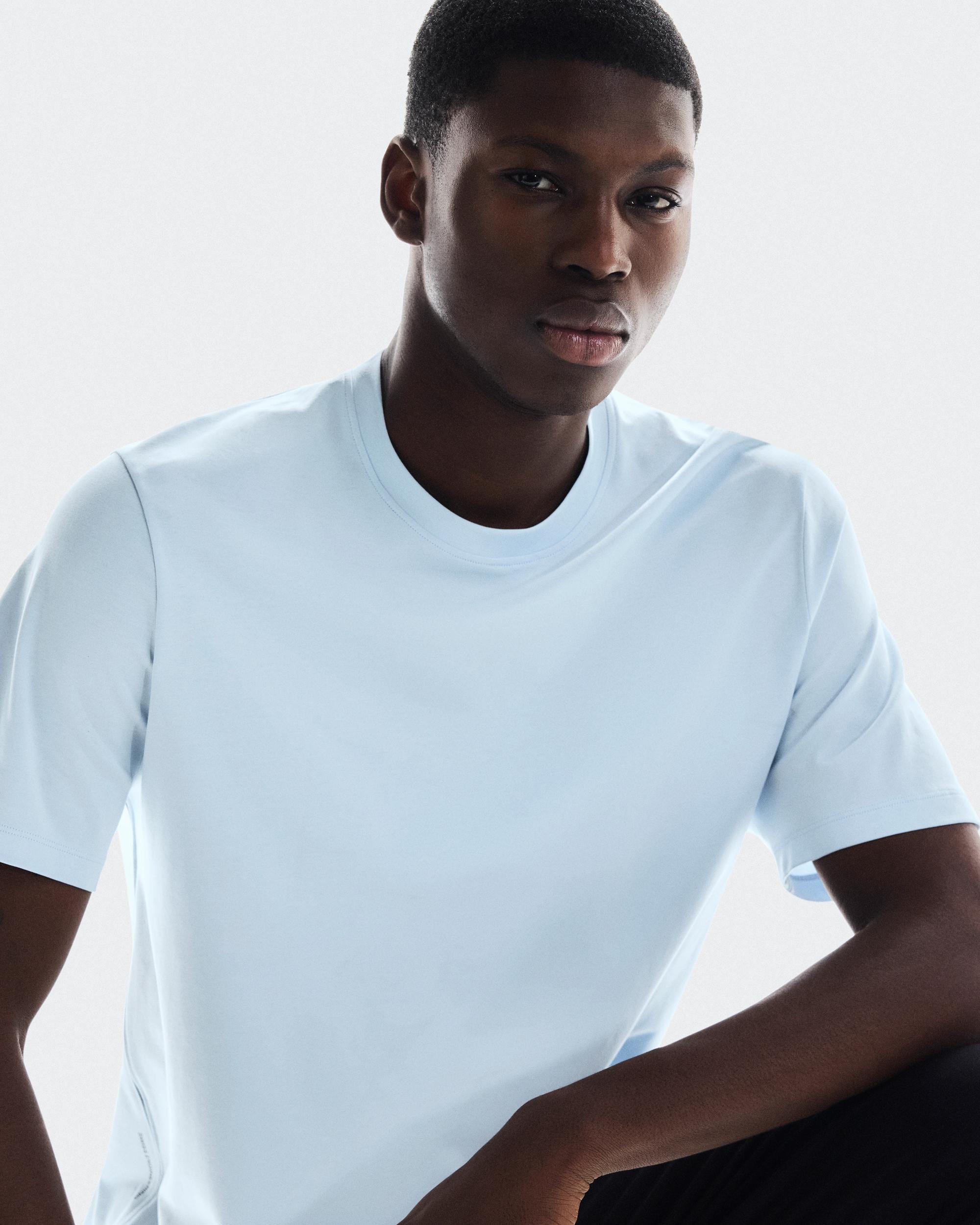 The Focus-T: Men's Versatile Workout Top Product Image
