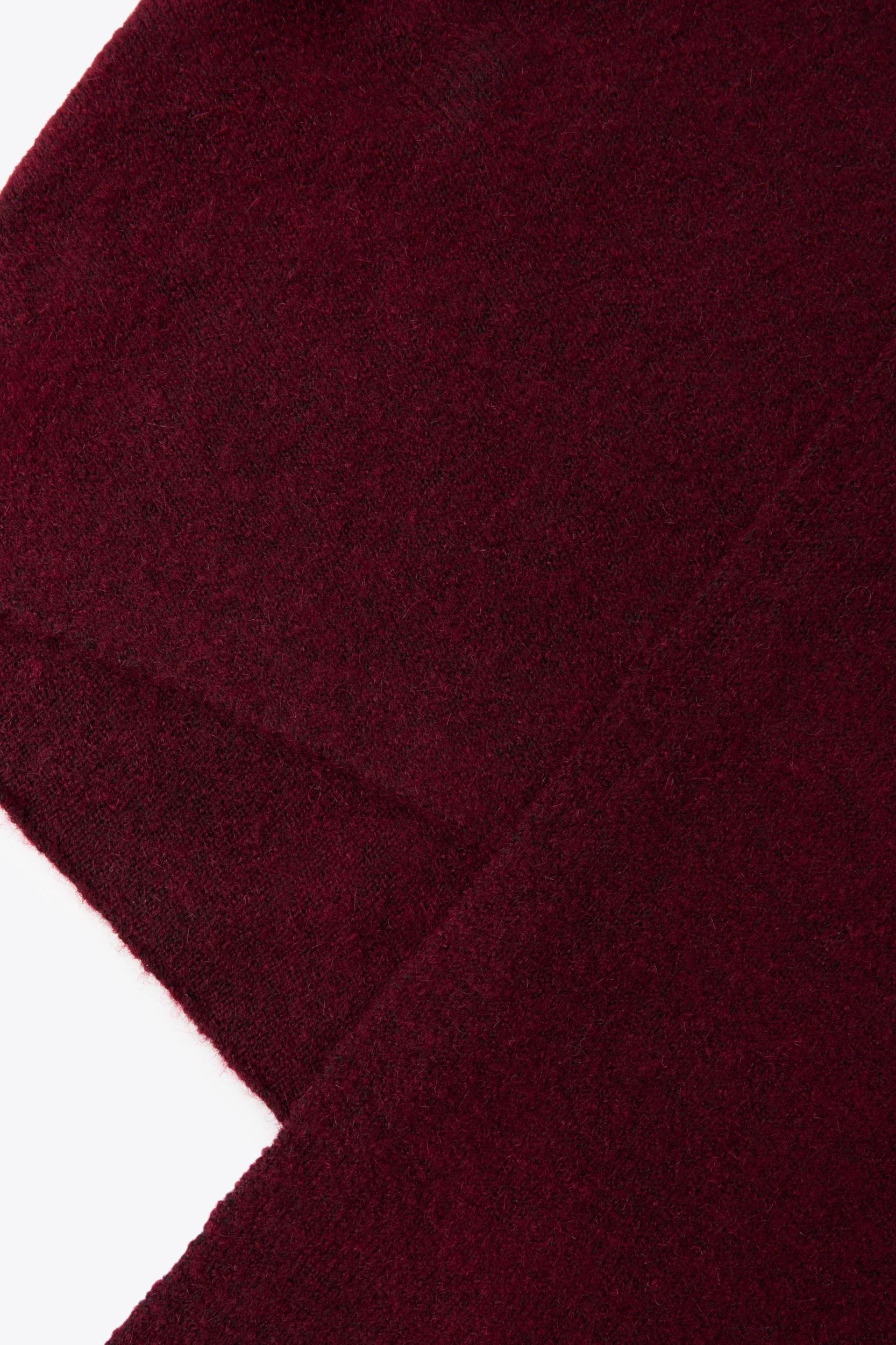 TRIANGULAR KNIT SHAWL Product Image