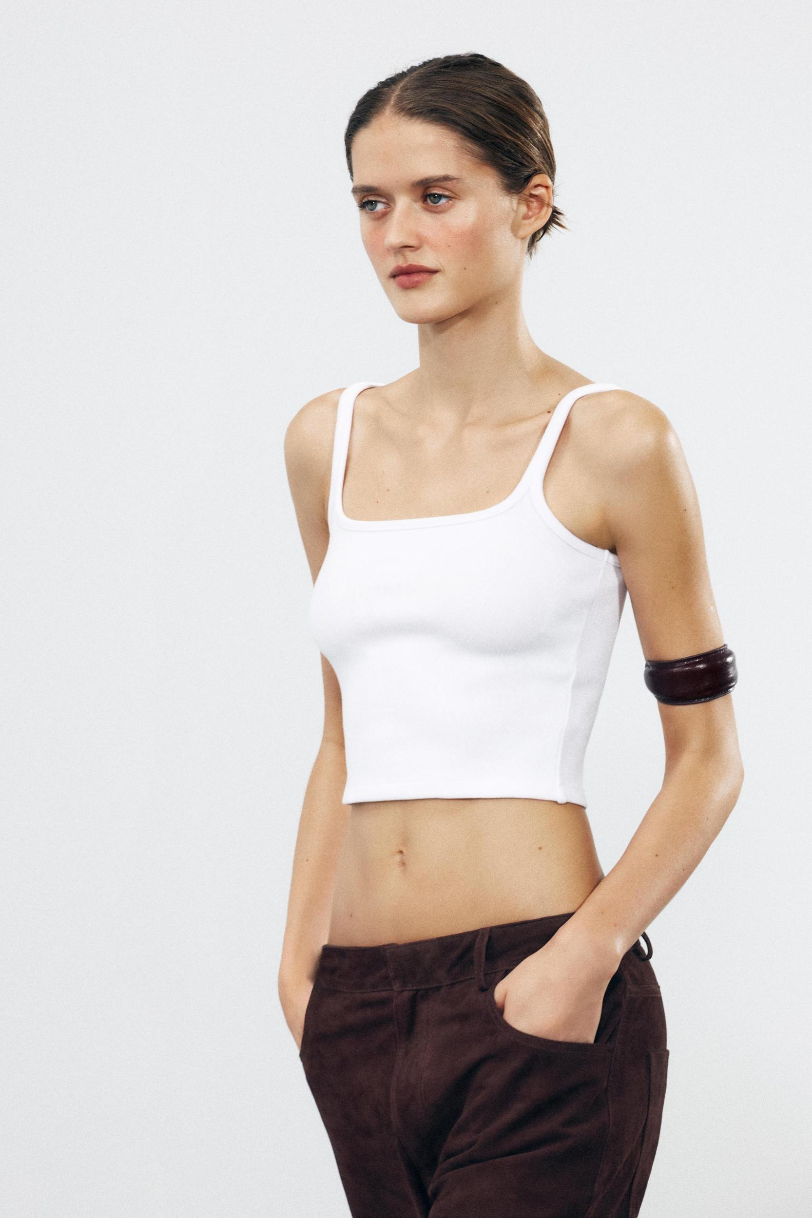 RIBBED CROP TOP Product Image