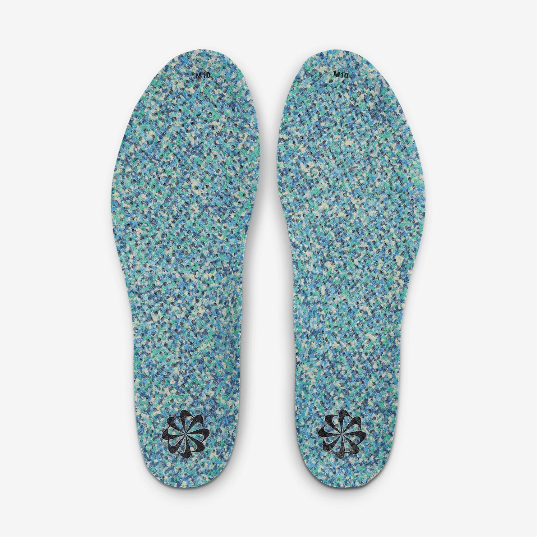 Mens Nike Air VaporMax 2023 Flyknit Running Shoes Product Image