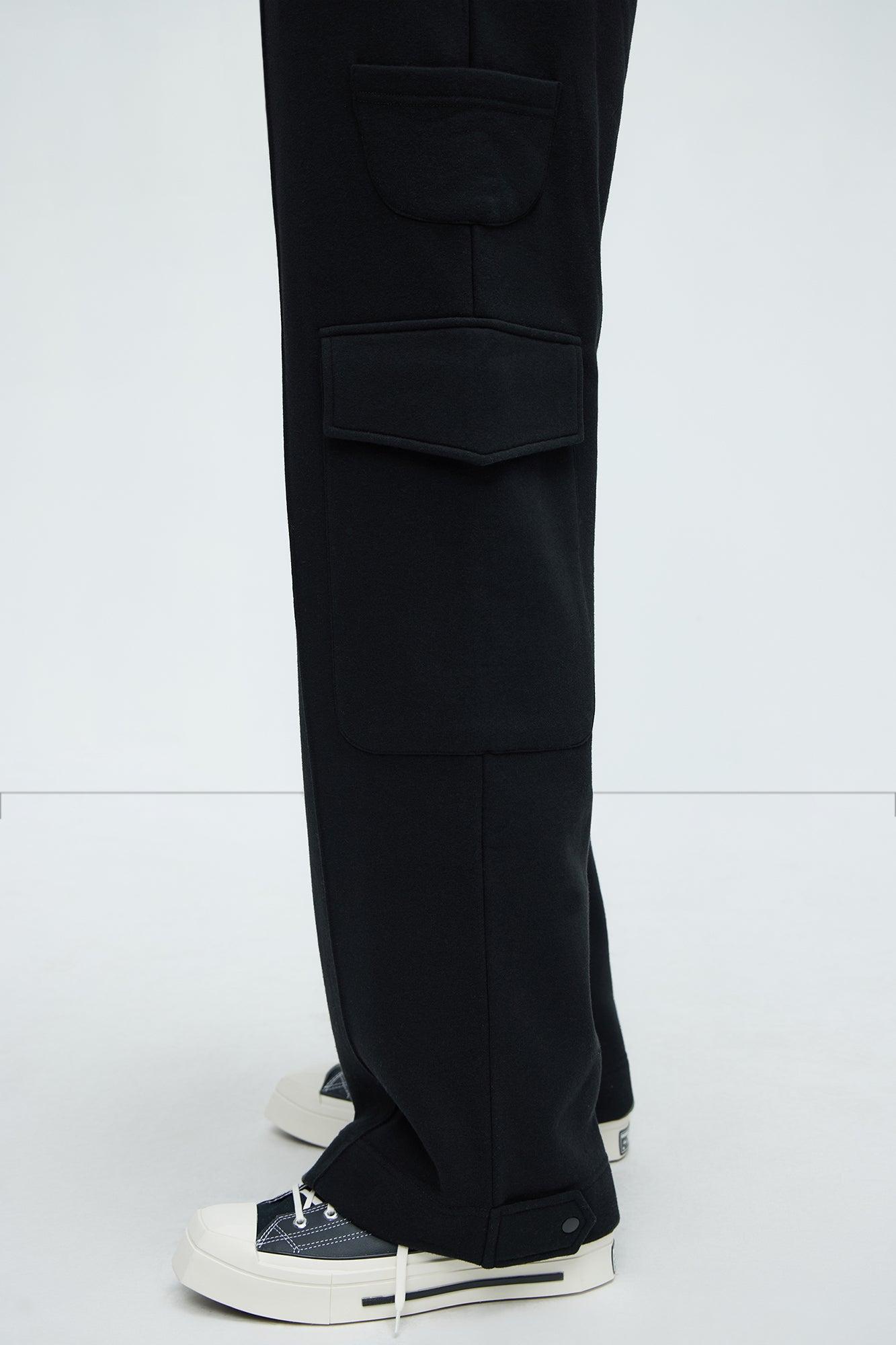 Tyson Baggy Cargo Sweatpants - Black Product Image