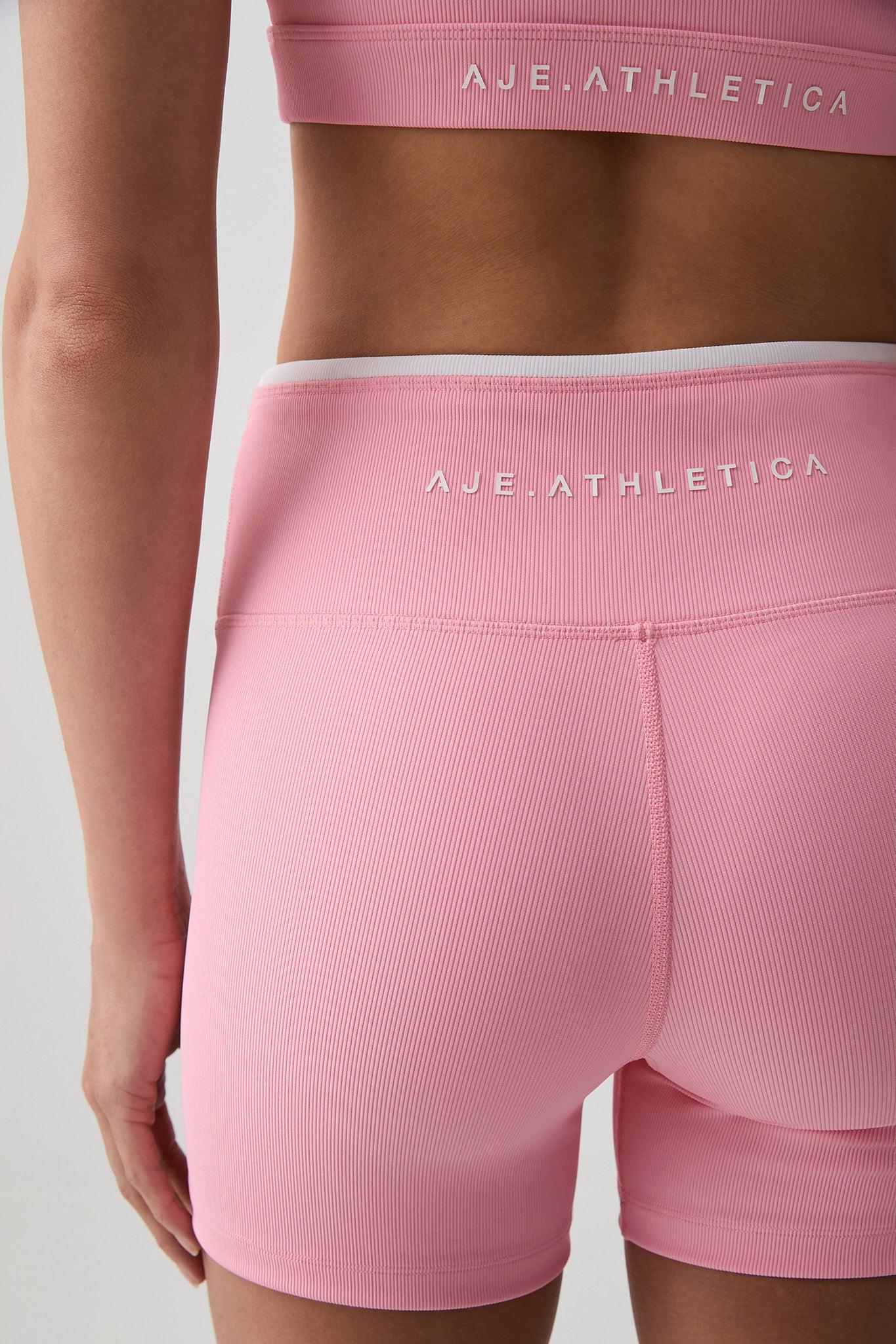 Relaxed Logo Tape Short 603 Product Image