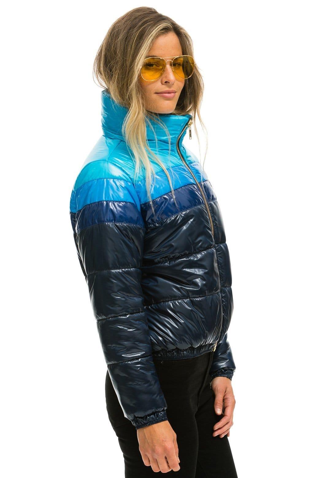 COLOR BLOCK LUXE APRES PUFFER JACKET - GLOSSY NAVY Female Product Image