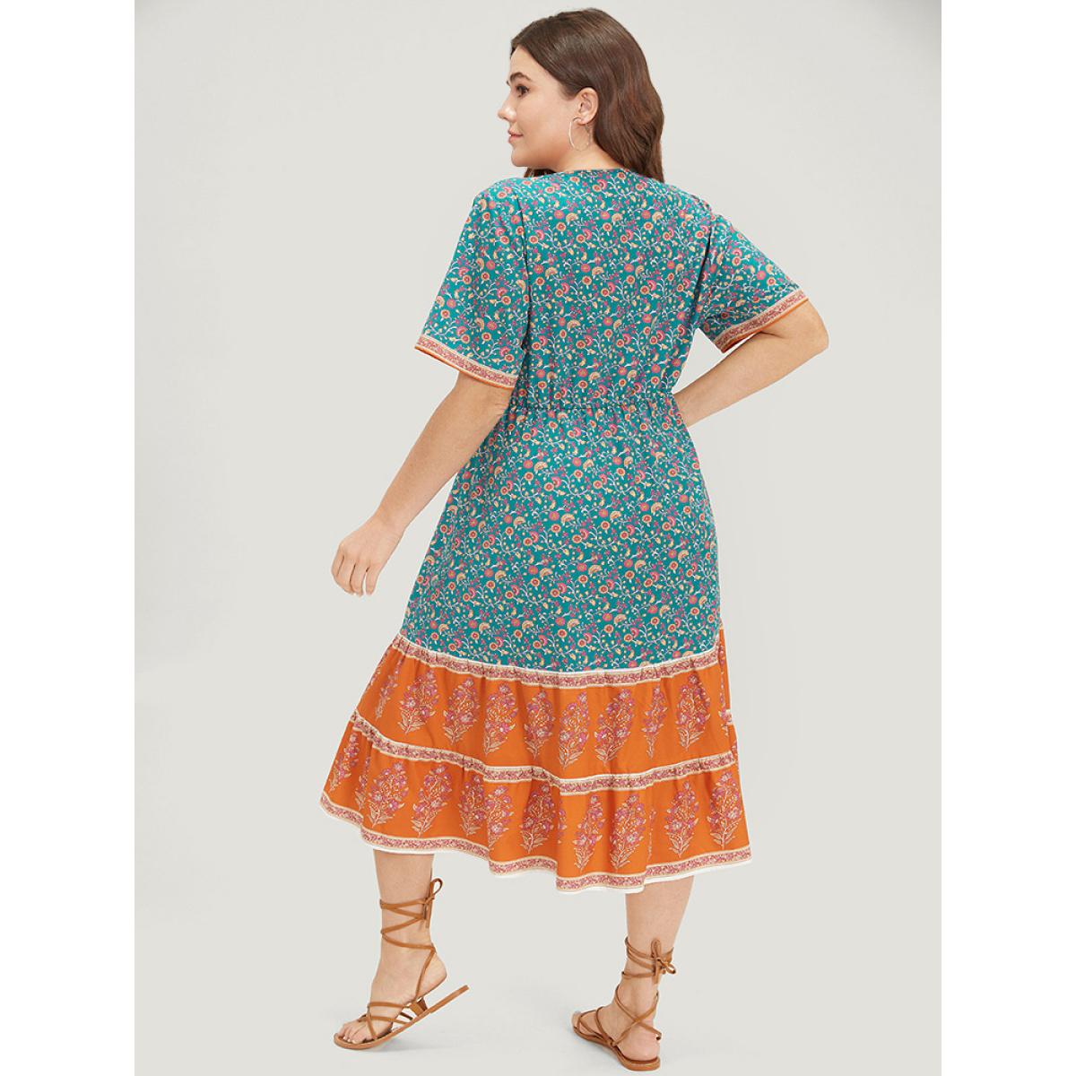 Plus Size Floral Print Button Detail Elastic Waist Patchwork Dress Emerald Women Vacation Gathered V-neck Short sleeve Curvy Midi Dress BloomChic 28/5X Product Image