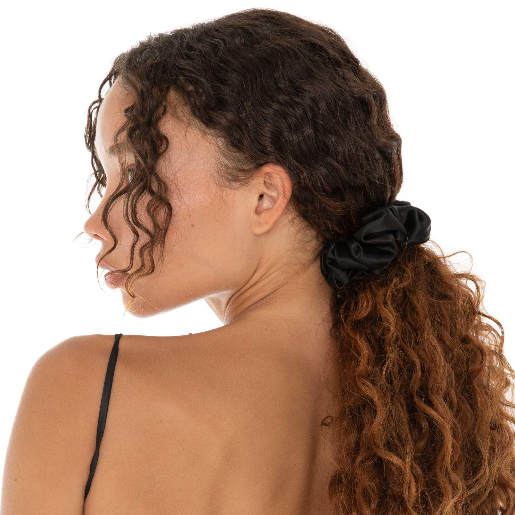 Nini Scrunchie Product Image
