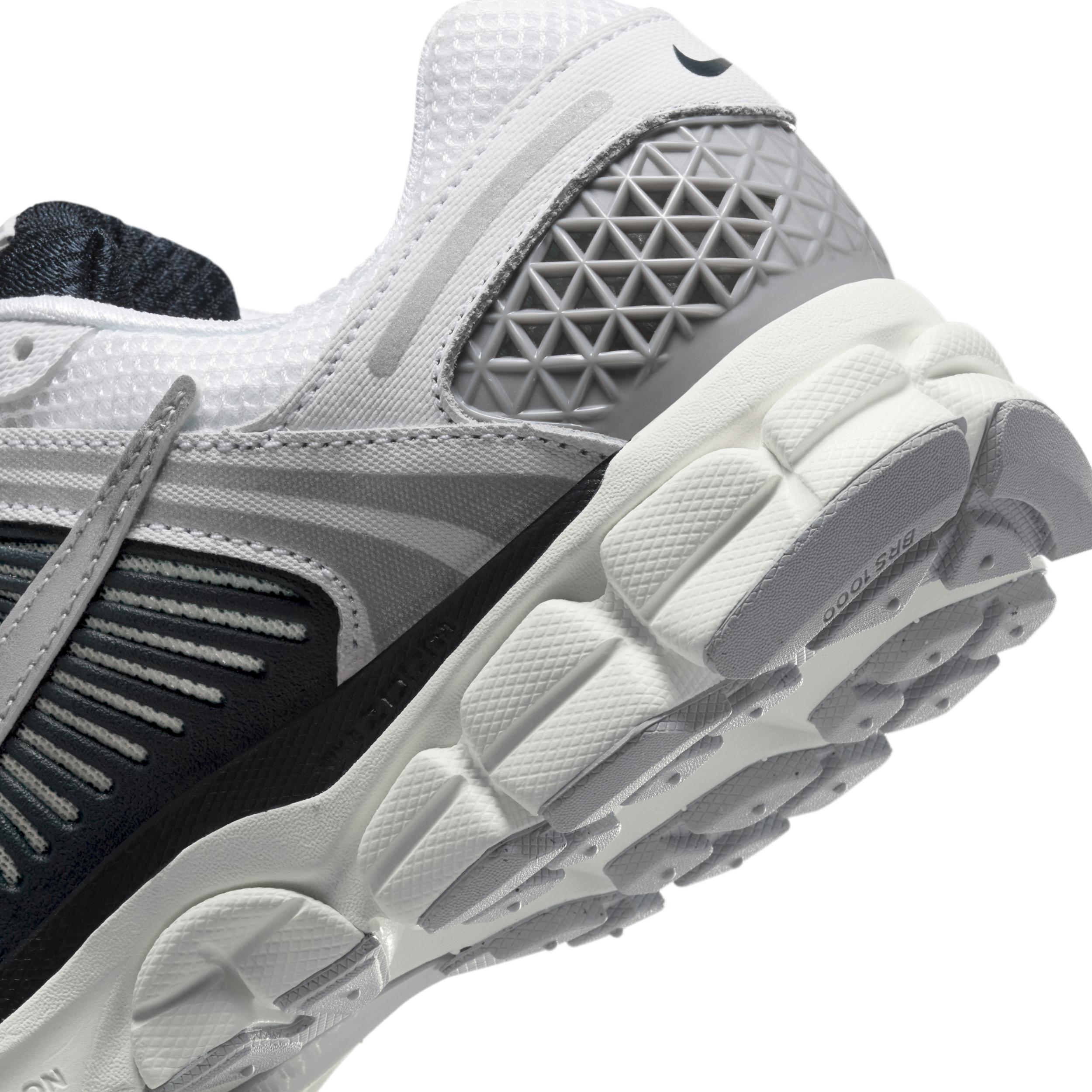 Nike Zoom Vomero 5 Women's Shoes Product Image