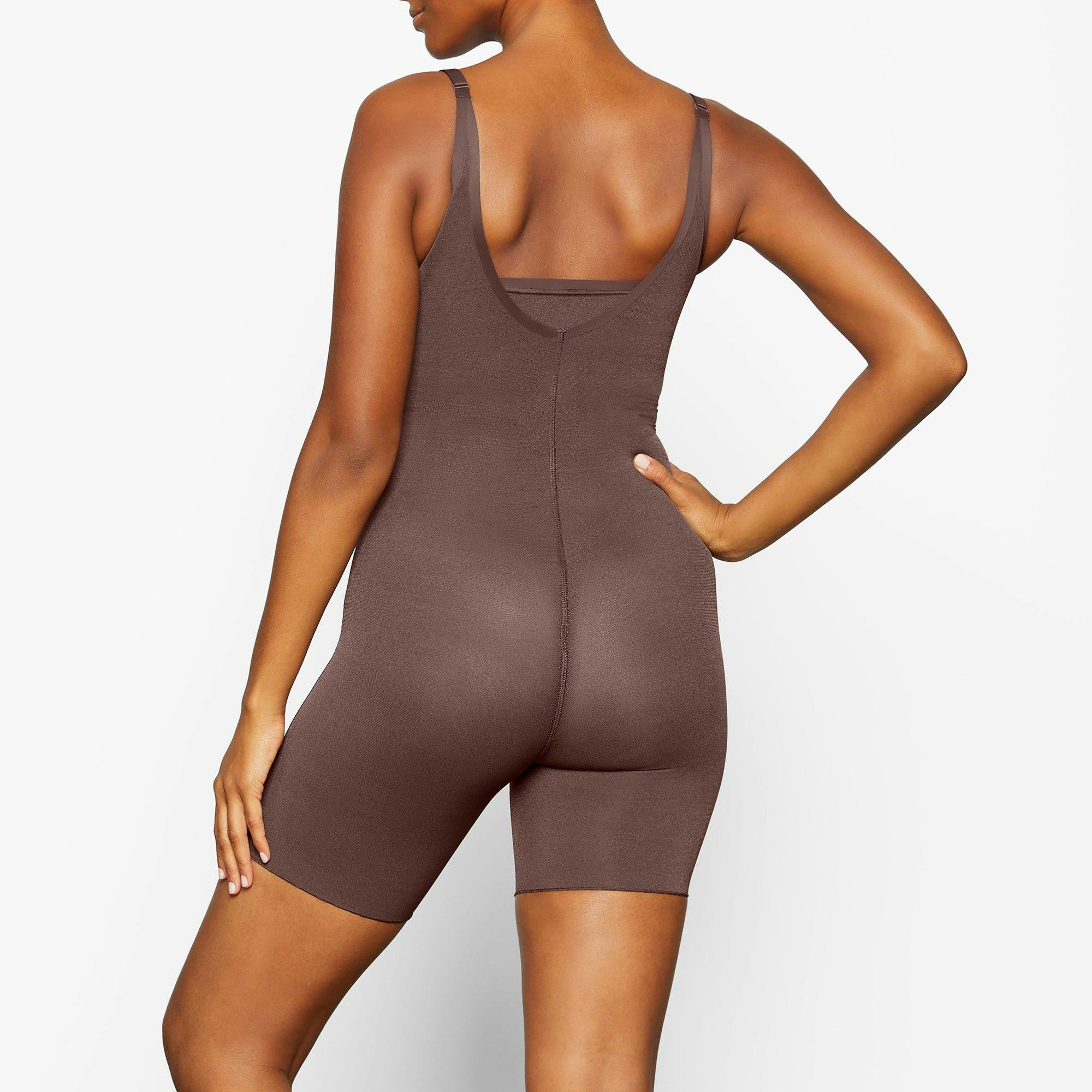 SHEER SCULPT OPEN BUST BODYSUIT | COCOA Product Image