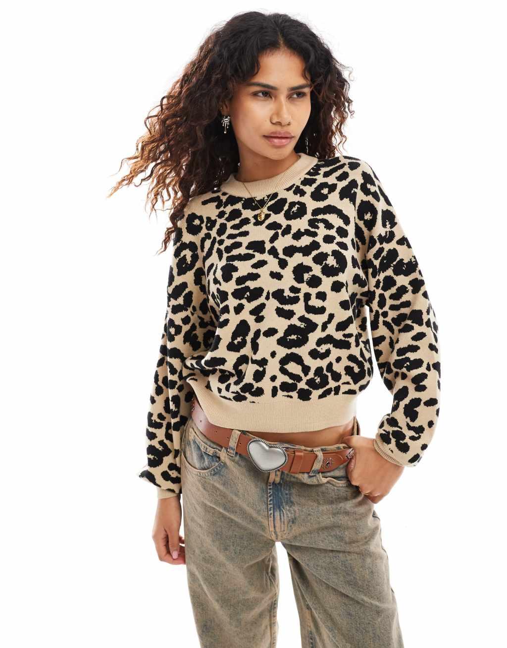 Noisy May knitted sweater in leopard Product Image