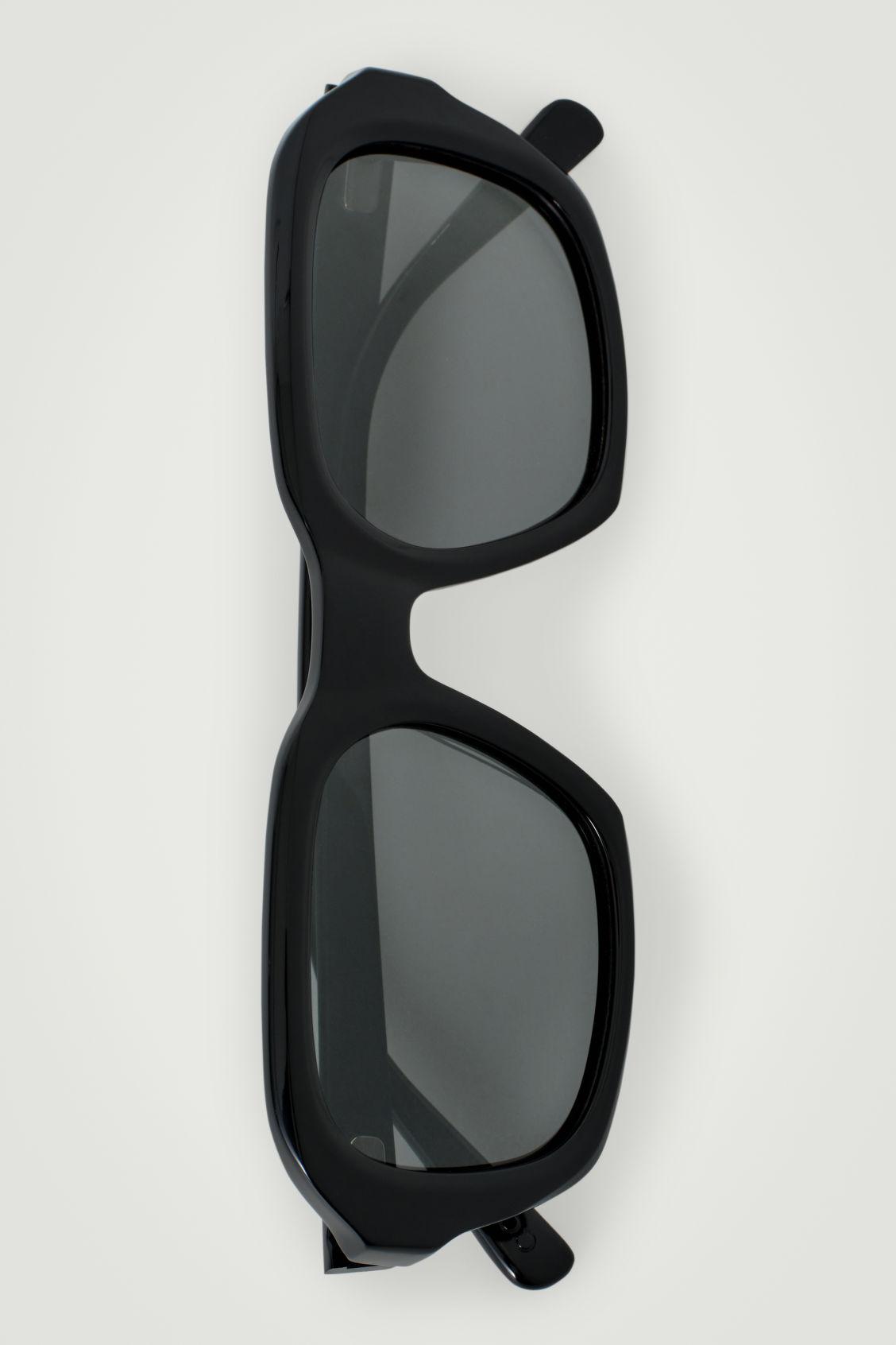SQUARE-FRAME AVIATOR SUNGLASSES Product Image