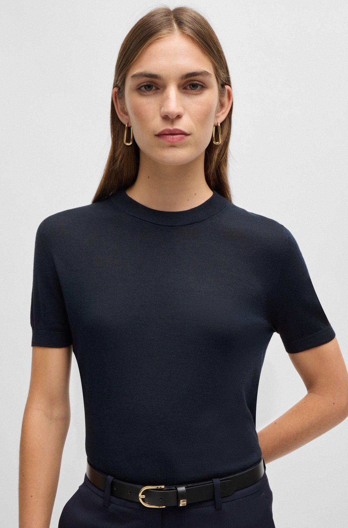 Short-sleeved sweater in Merino wool Product Image