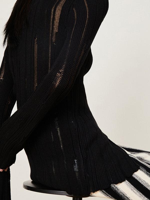 V Neck Cutout Slit Knit Product Image