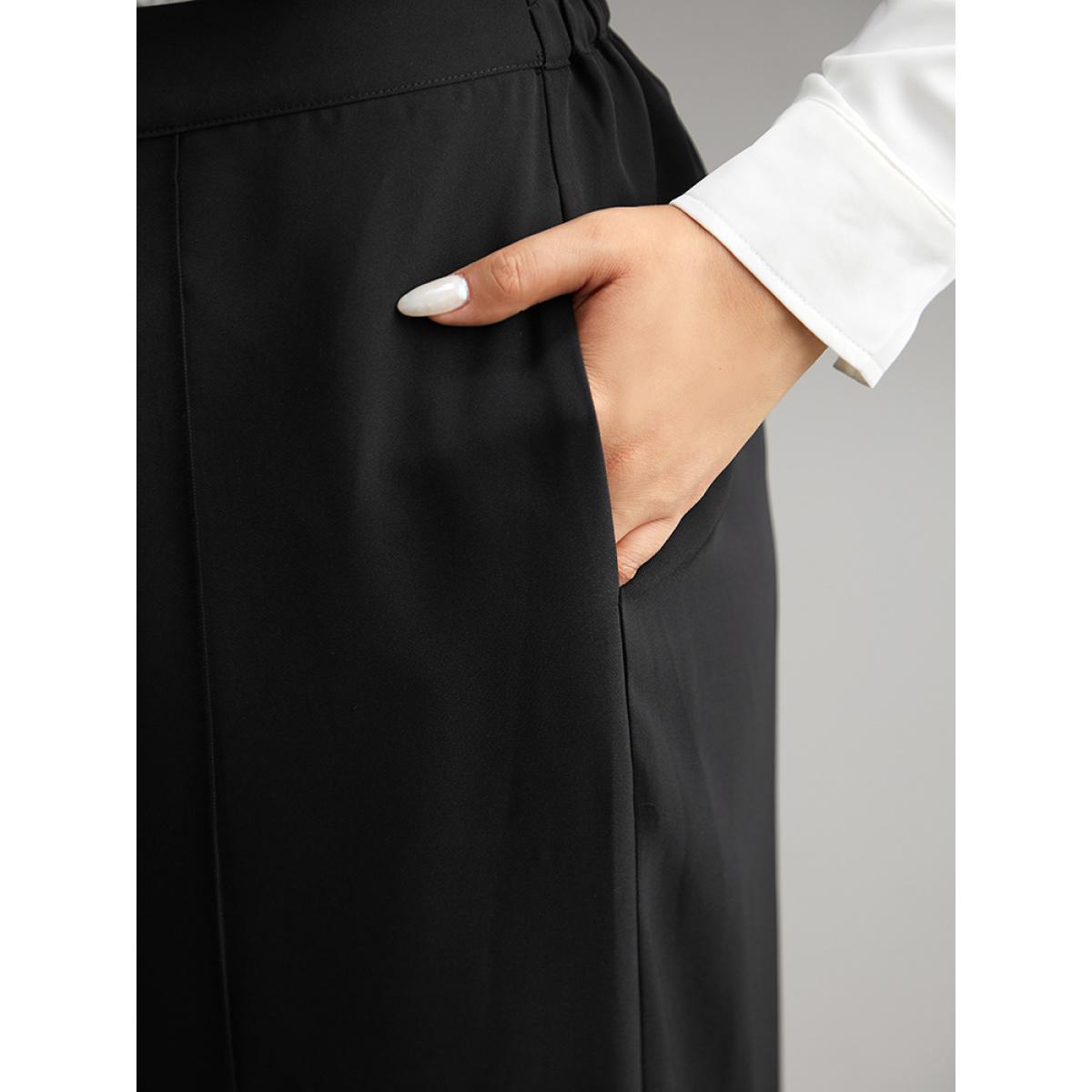 Plus Size Metal Detail Pleated Wide Leg Pants Women Black Office Wide Leg High Rise Office Pants BloomChic 18-20/2X Product Image