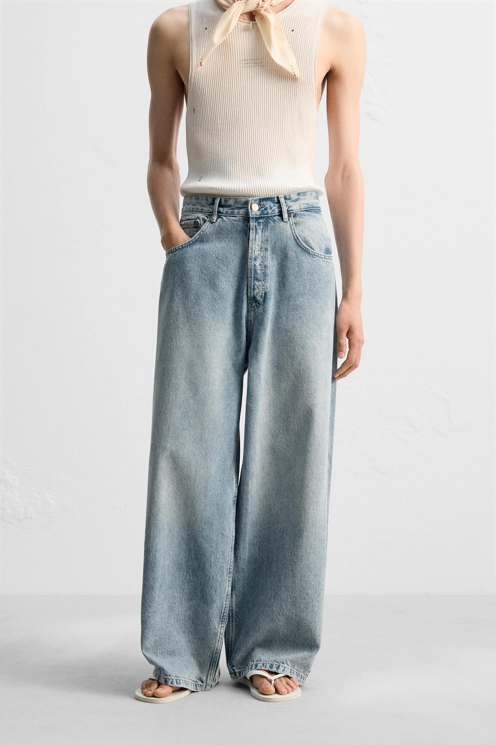 BAGGY WIDE FIT JEANS Product Image