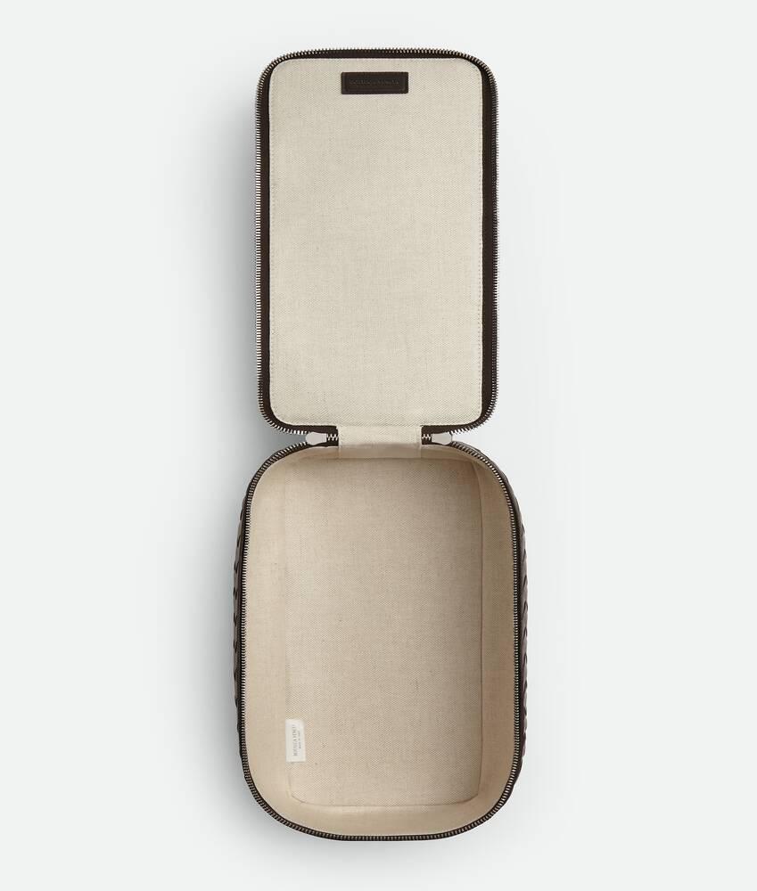 Men's Intrecciato Medium Shoe Case in Fondant Product Image