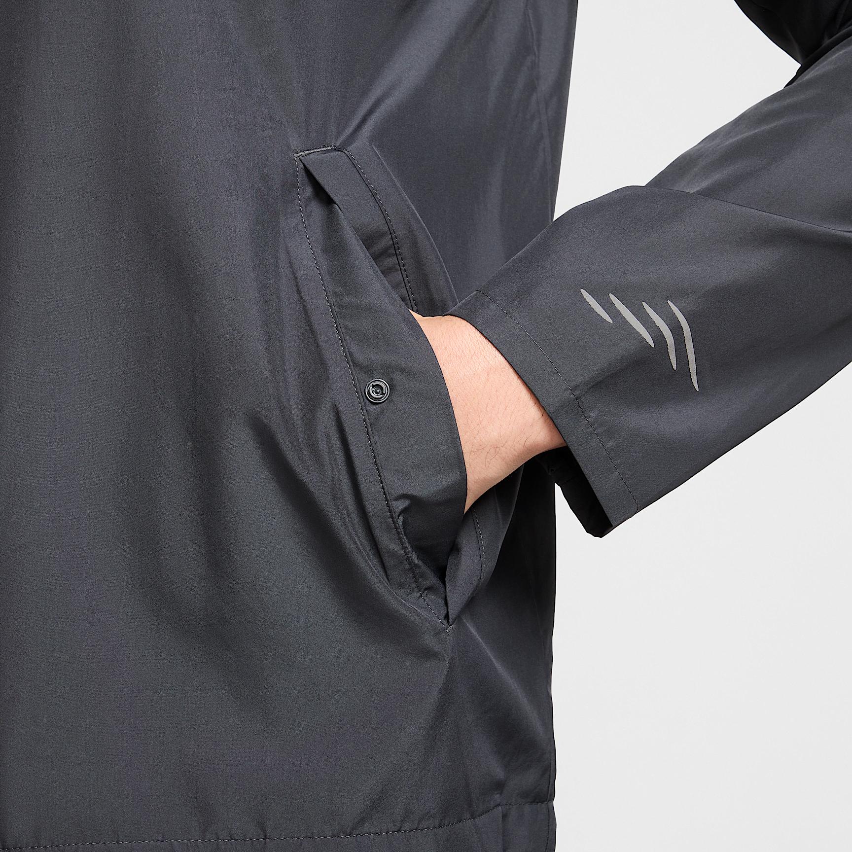 Nike Men's Miler Flash Water-Repellent Running Jacket Product Image