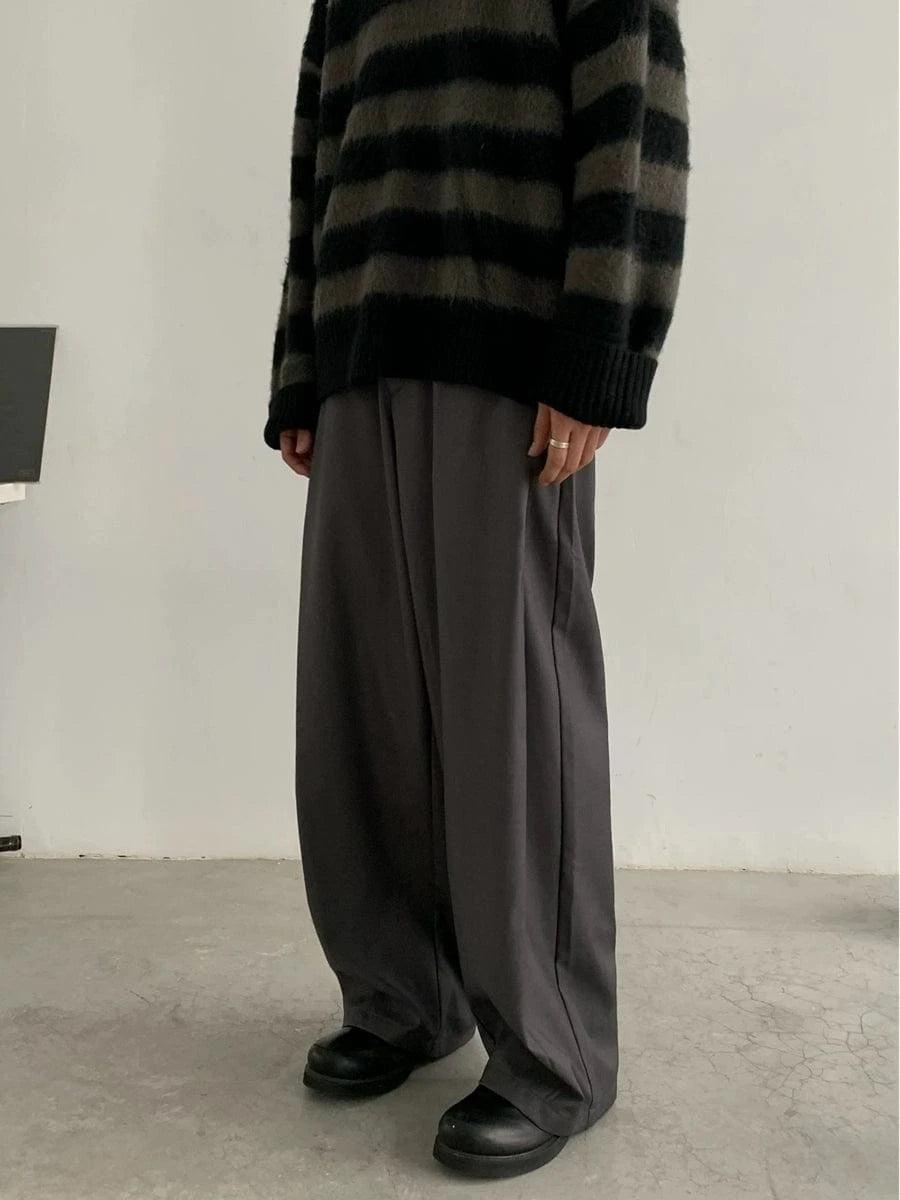RT No. 18815 PLEATED WIDE STRAIGHT PANTS Product Image