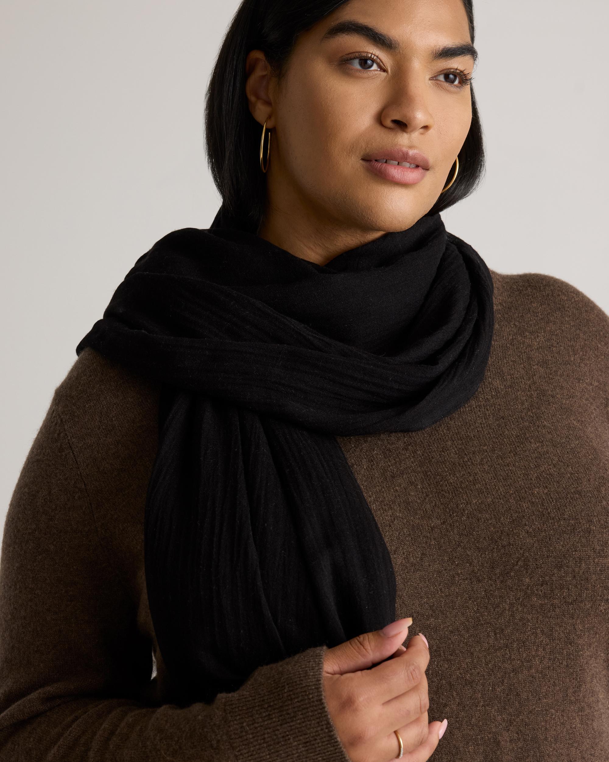 Quince | Women's Featherweight Cashmere Wrap Product Image