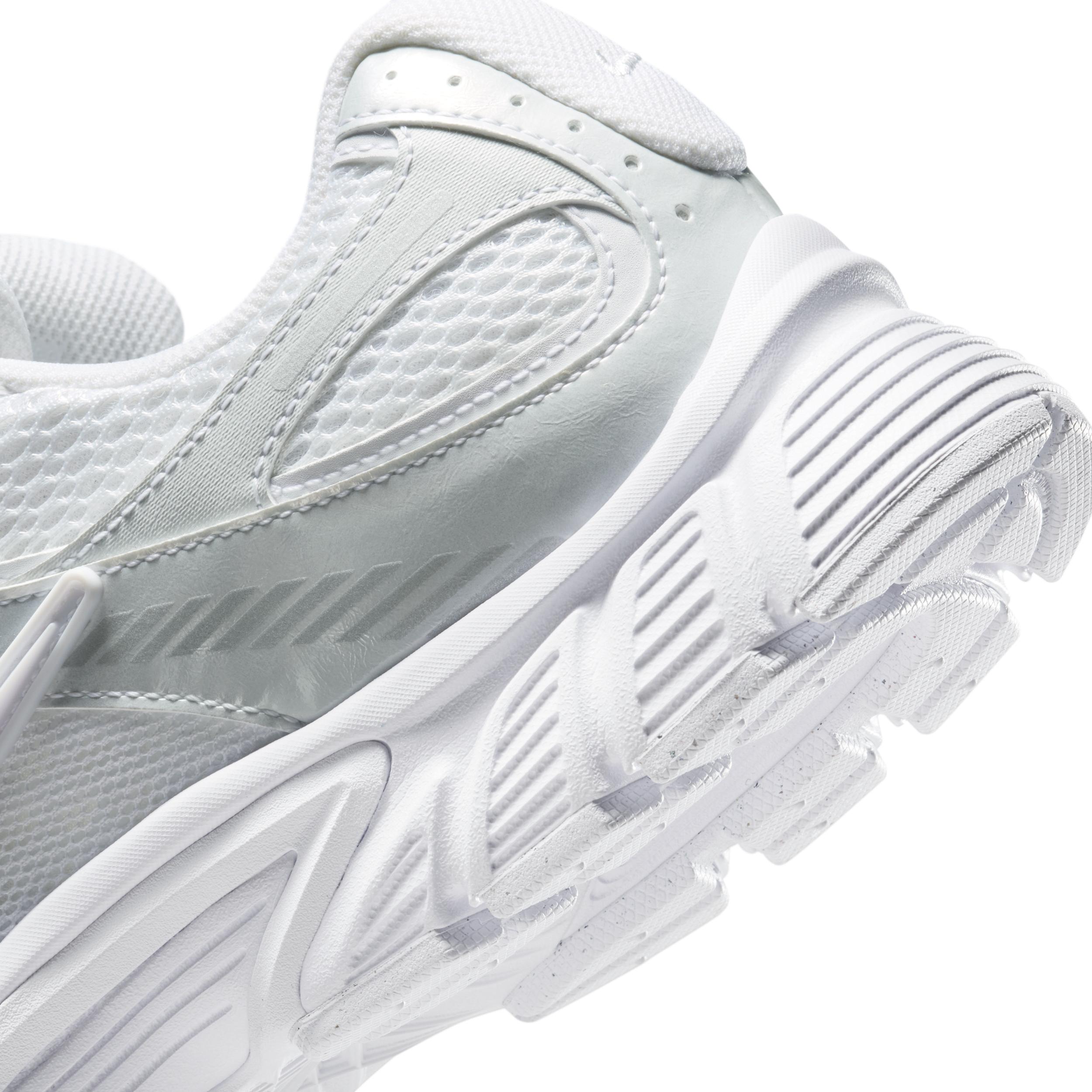 Nike Mens V5 RNR Shoes | HJ5228-101 Product Image